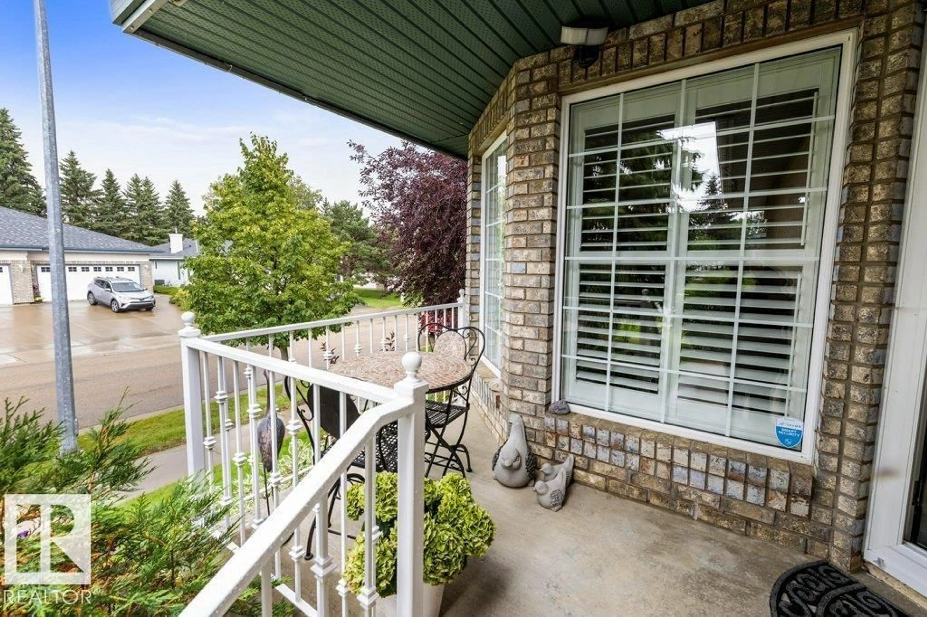 Patio, water/lake/river/ocean view for 2 ENDERBY CR, St. Albert Alberta T8N6Y1