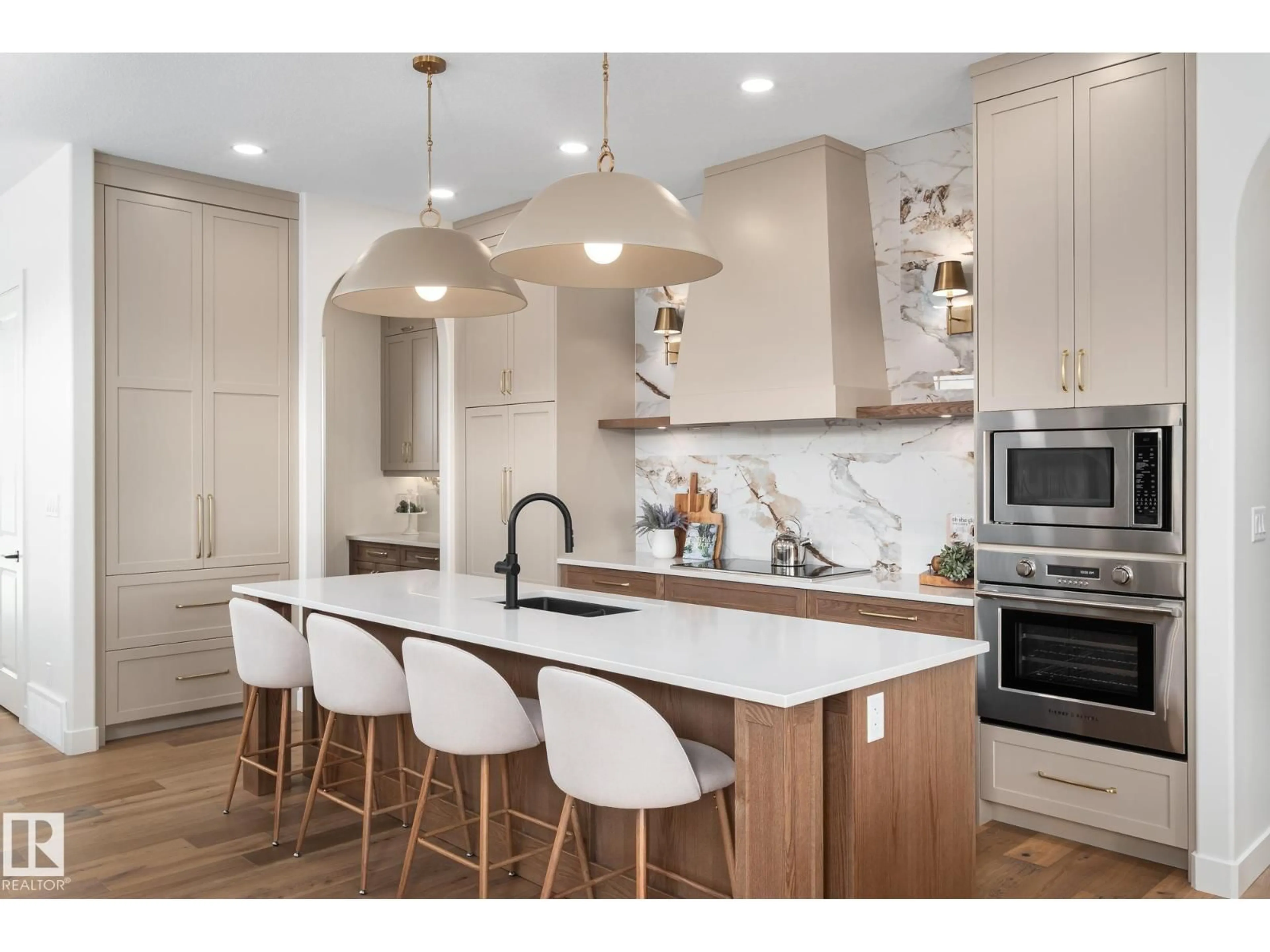 Contemporary kitchen, unknown for SW - 220 HAYS RIDGE BV, Edmonton Alberta T6W4G6
