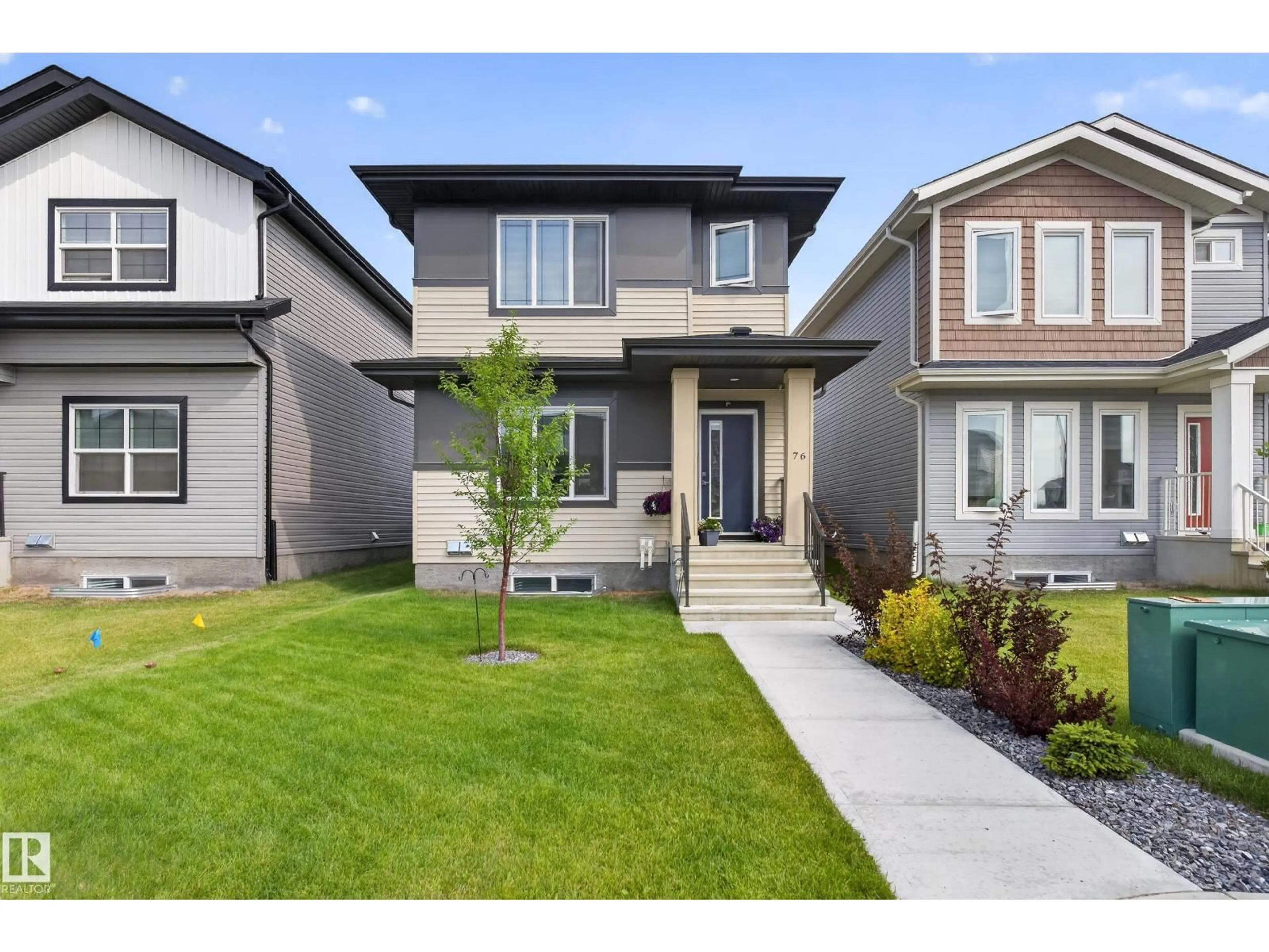 Home with vinyl exterior material, street for 76 PENN PL, Spruce Grove Alberta T7X2W7