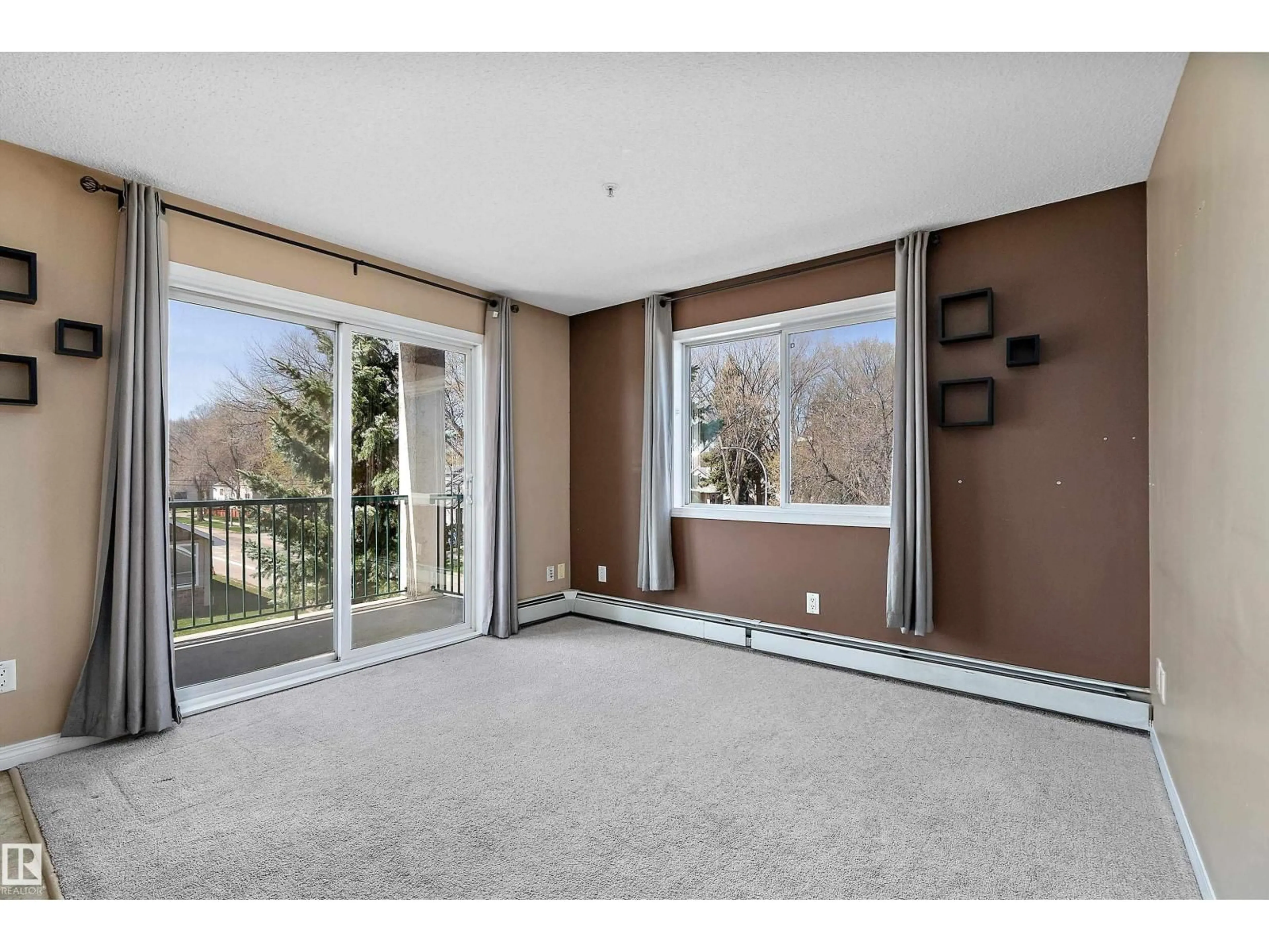 Unknown for #325 - 11325 83 ST, Edmonton Alberta T5B4W5