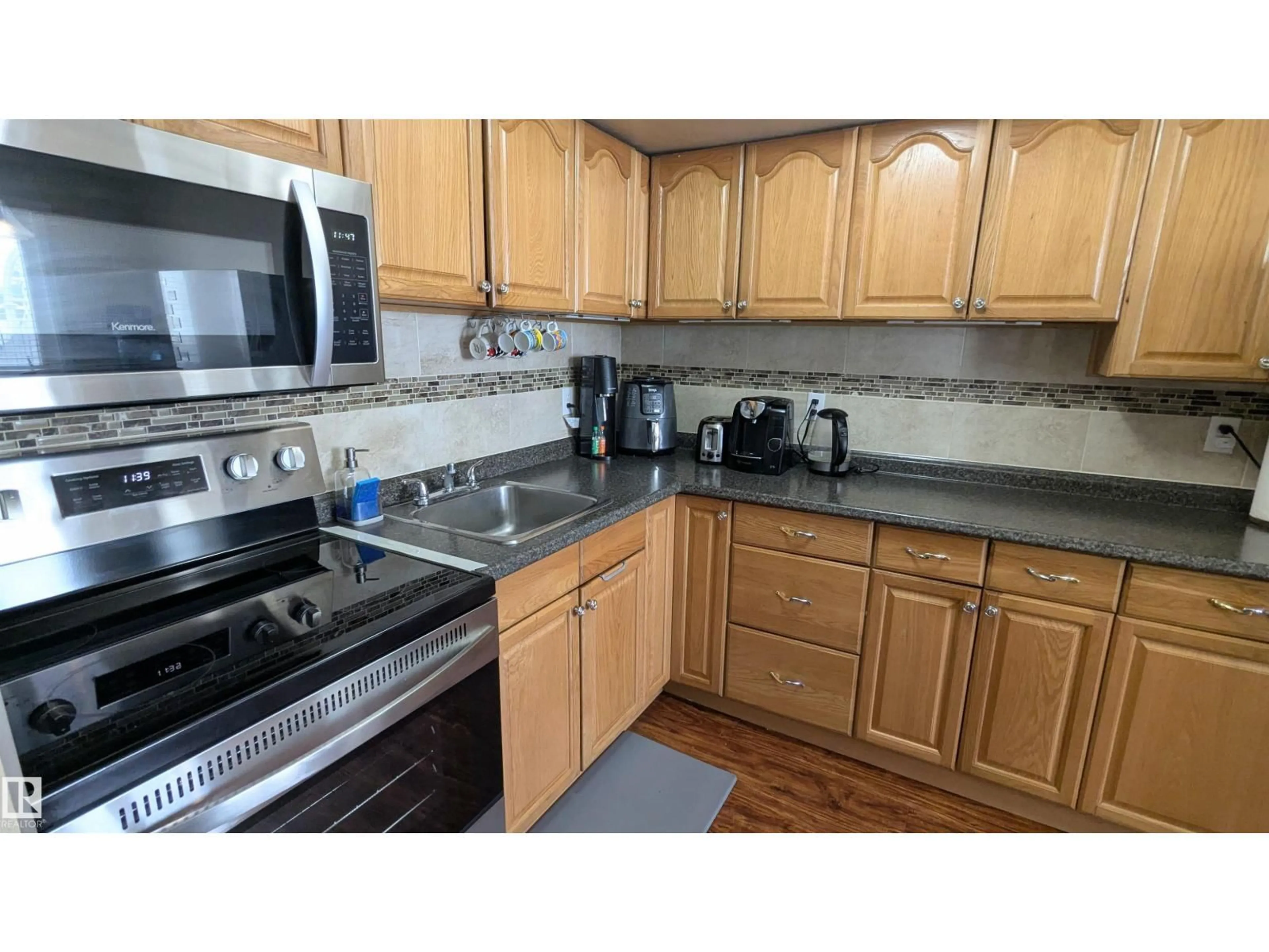 Standard kitchen, unknown for #104 - 16344 109 ST, Edmonton Alberta T5X2T4