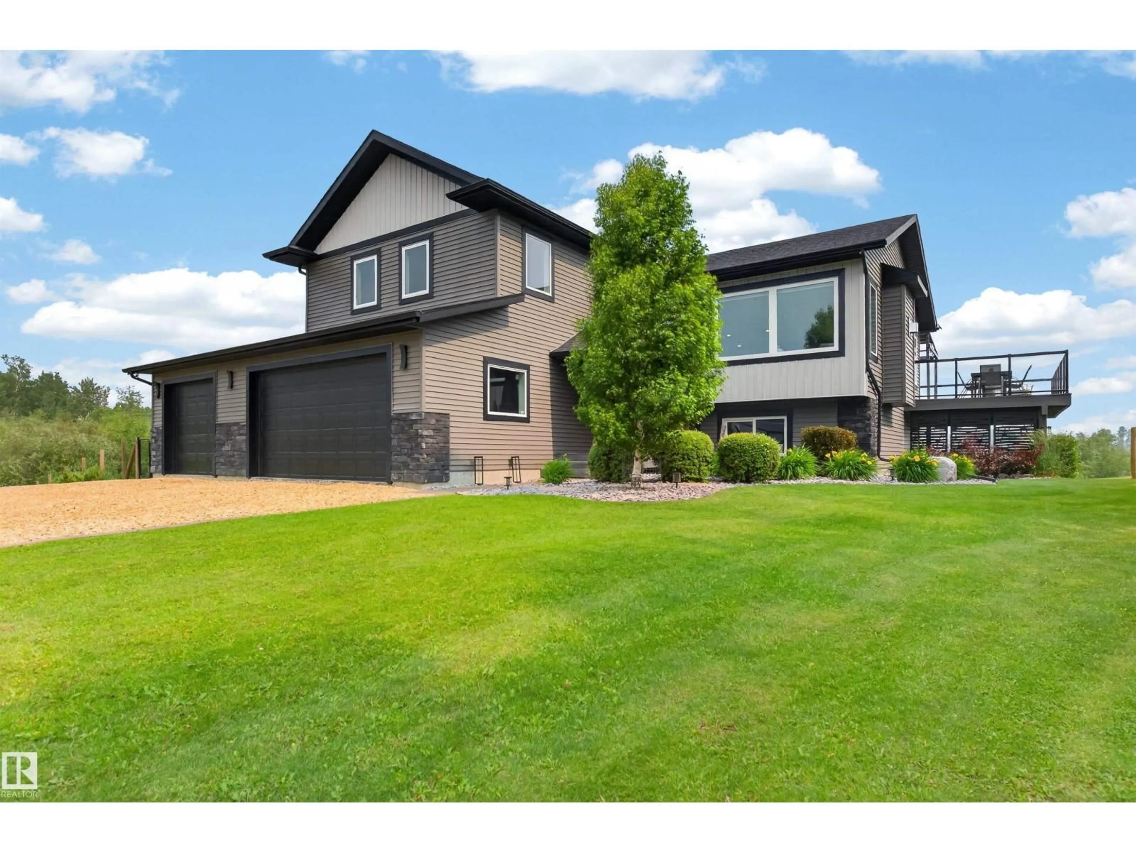 A pic from outside/outdoor area/front of a property/back of a property/a pic from drone, street for 50419 - 373 RANGE RD 203, Rural Beaver County Alberta T0B4J2