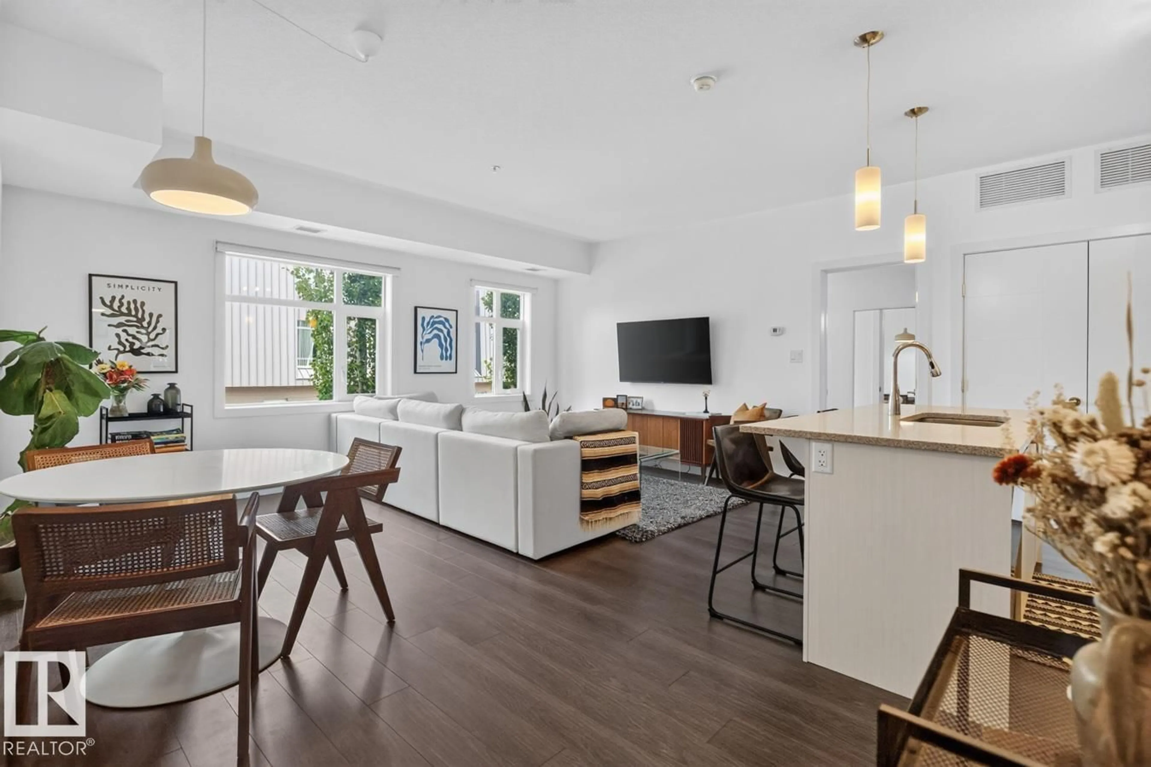 Open concept kitchen, unknown for #206 - 8525 91 ST, Edmonton Alberta T6C3N1