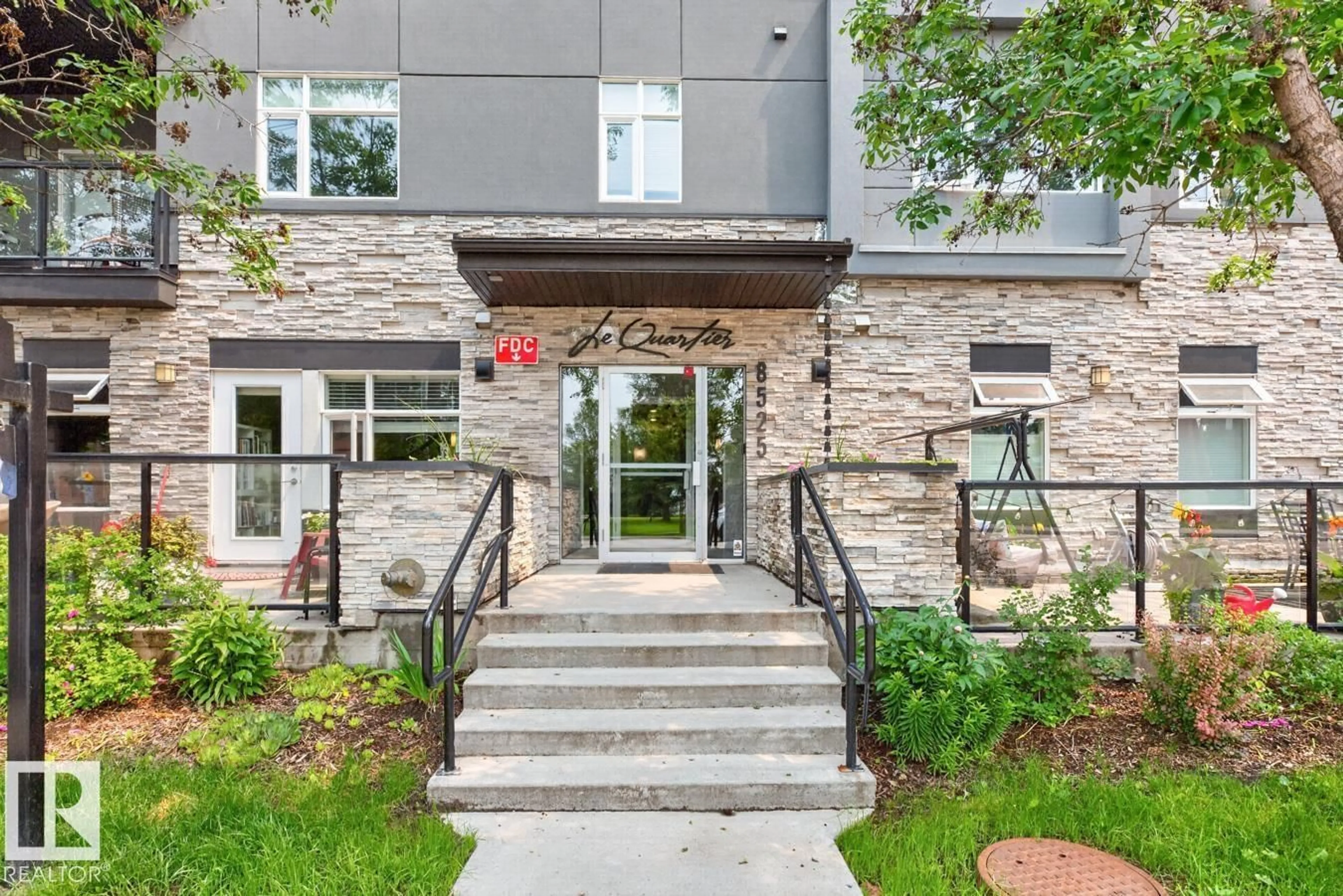 Unknown for #206 - 8525 91 ST, Edmonton Alberta T6C3N1