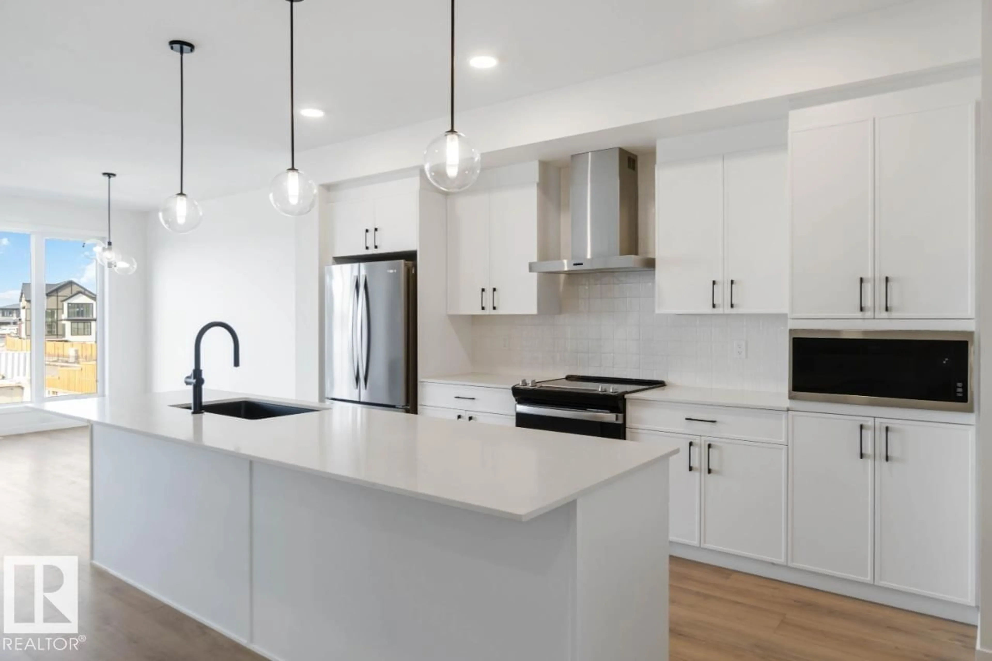 Open concept kitchen, unknown for 19 REDBUD WY, St. Albert Alberta T8M8G2