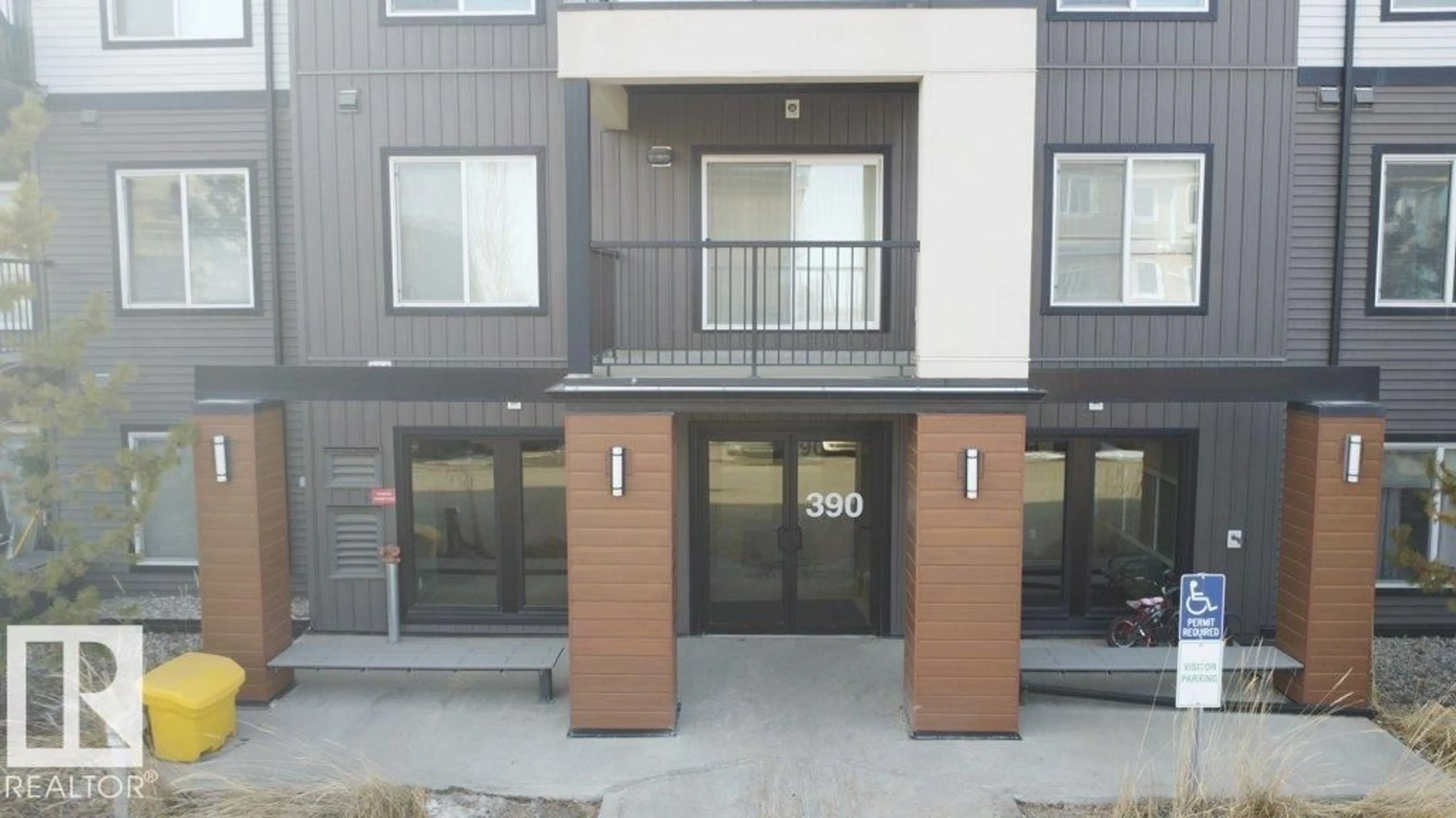 Patio, building for 390 - 429 WINDERMERE RD, Edmonton Alberta T6W0R1