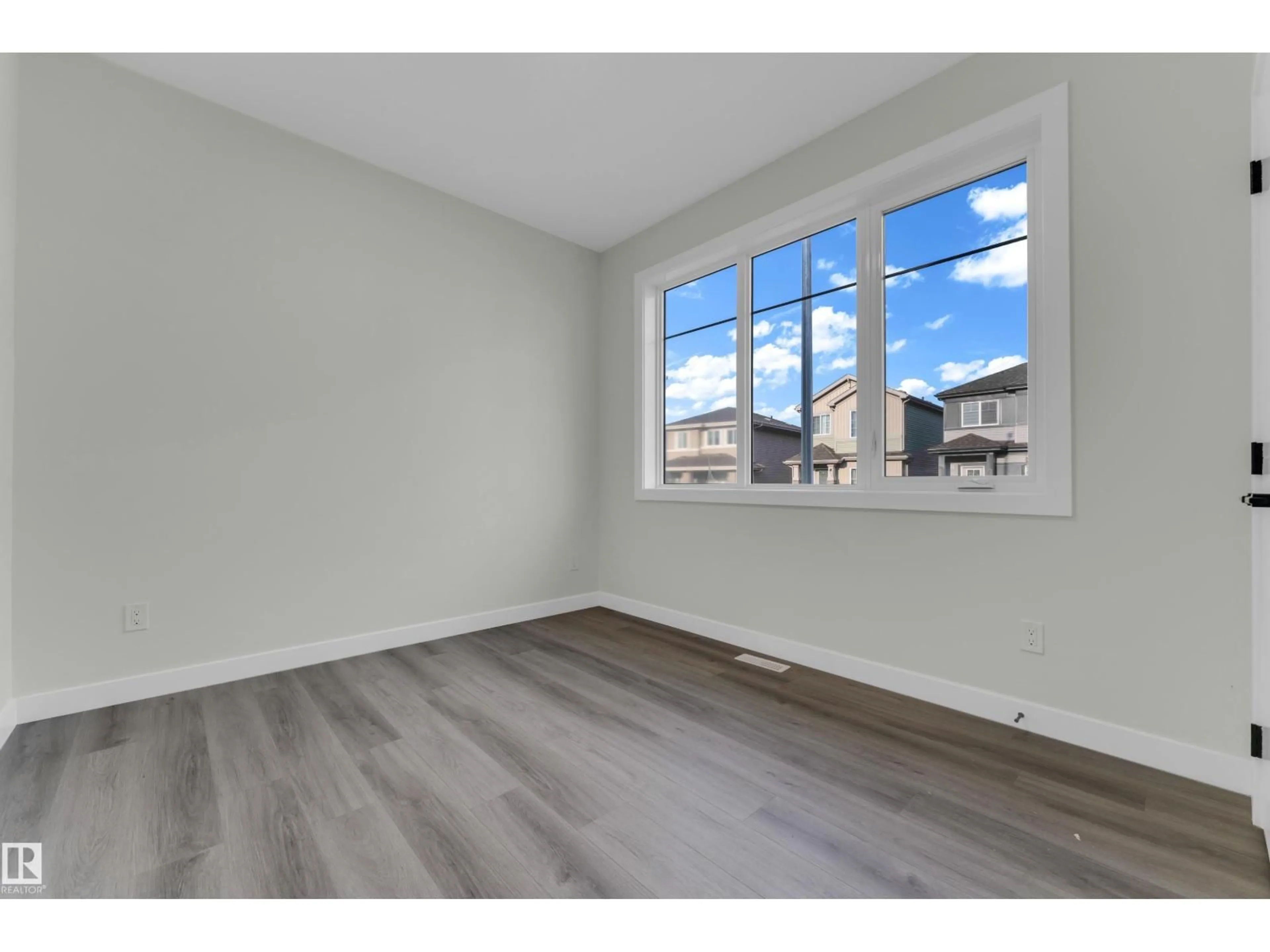 A pic of a room for 70 COVELL CM, Spruce Grove Alberta T7X0Y7