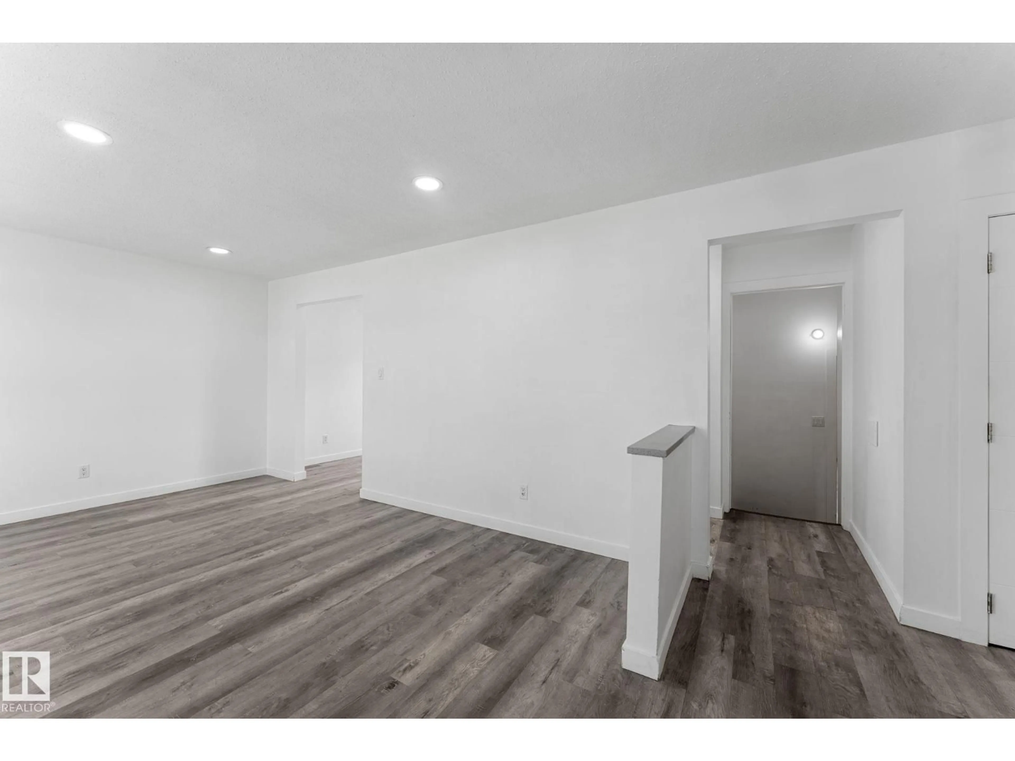 A pic of a room for 7823 136 AV, Edmonton Alberta T5C2K8