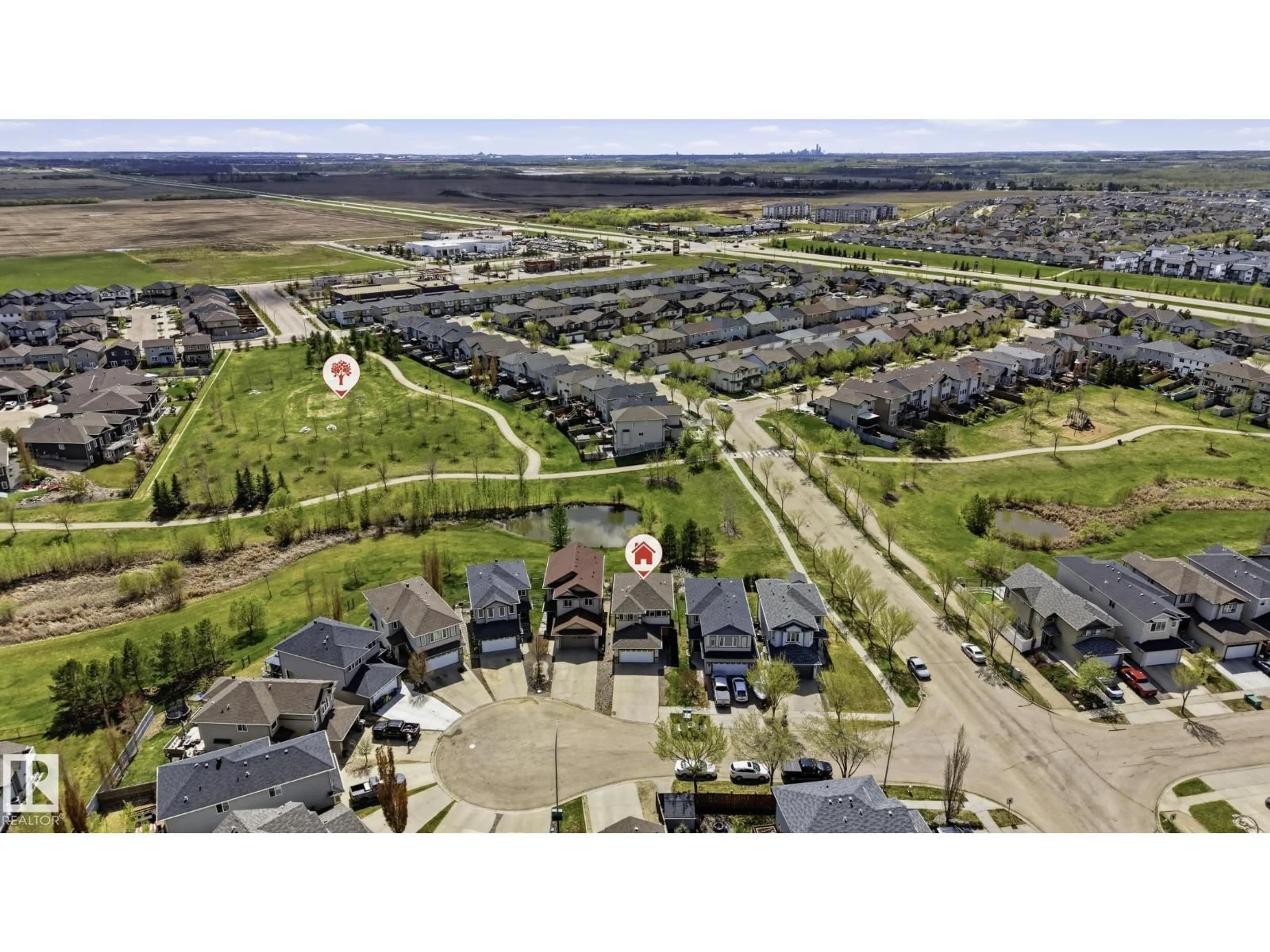 A pic from outside/outdoor area/front of a property/back of a property/a pic from drone, street for 10 ROCKWELL CL, Fort Saskatchewan Alberta T8L0E7