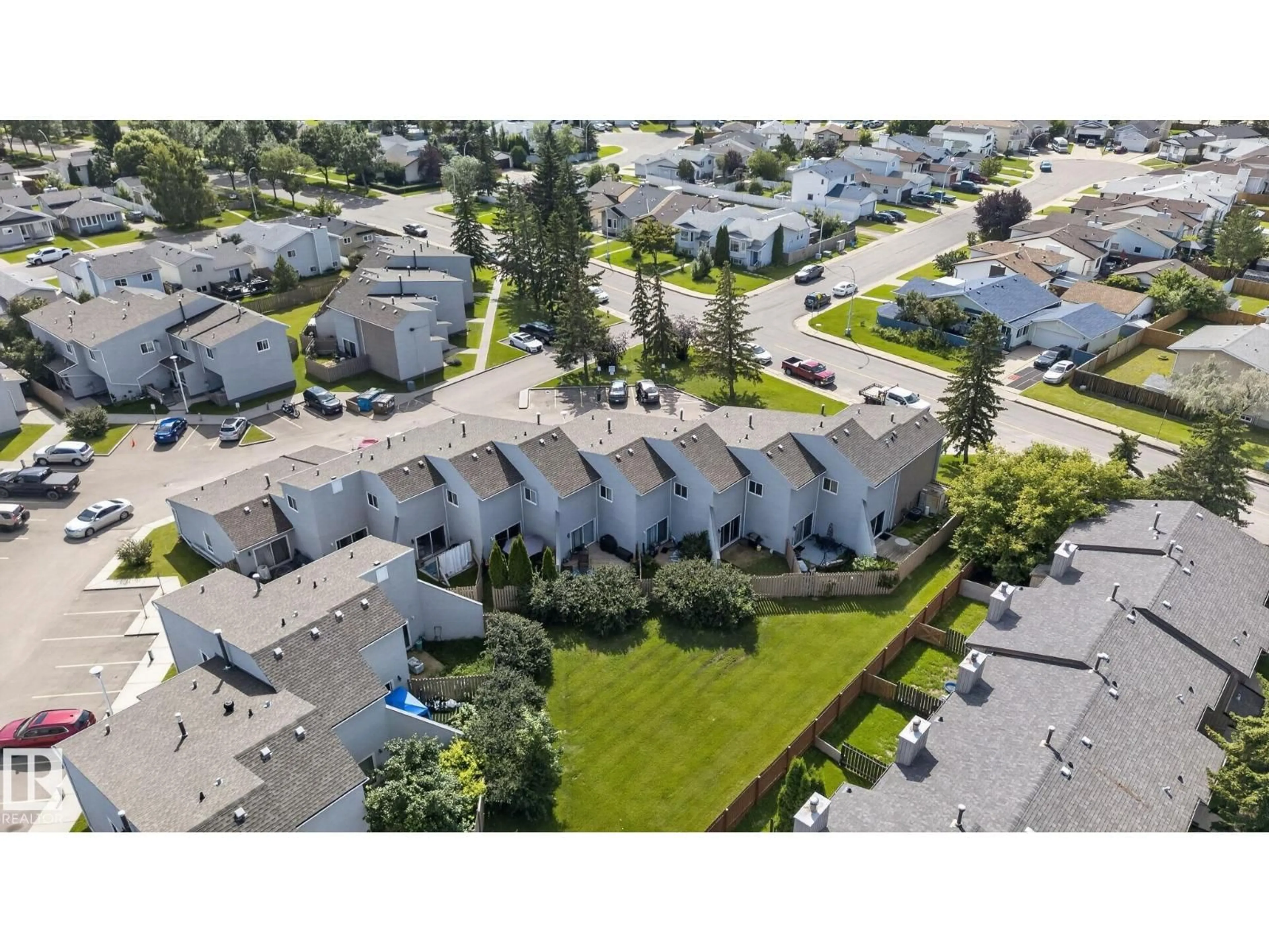 A pic from outside/outdoor area/front of a property/back of a property/a pic from drone, street for NW - 17775 95 ST, Edmonton Alberta T5Z2E3