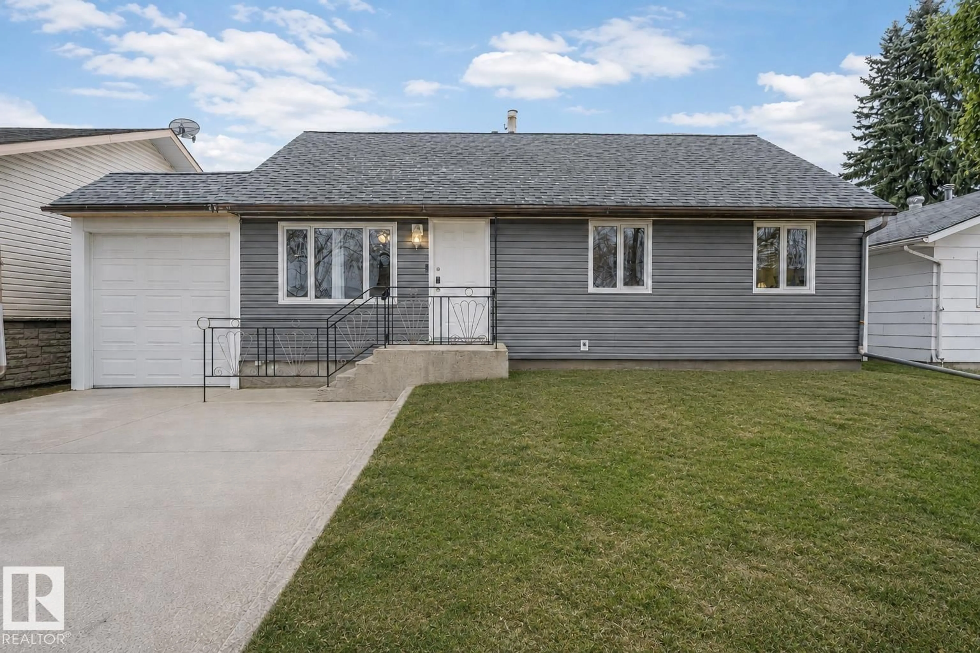 Home with vinyl exterior material, street for 5210 51 AV, Bonnyville Town Alberta T9N2A8
