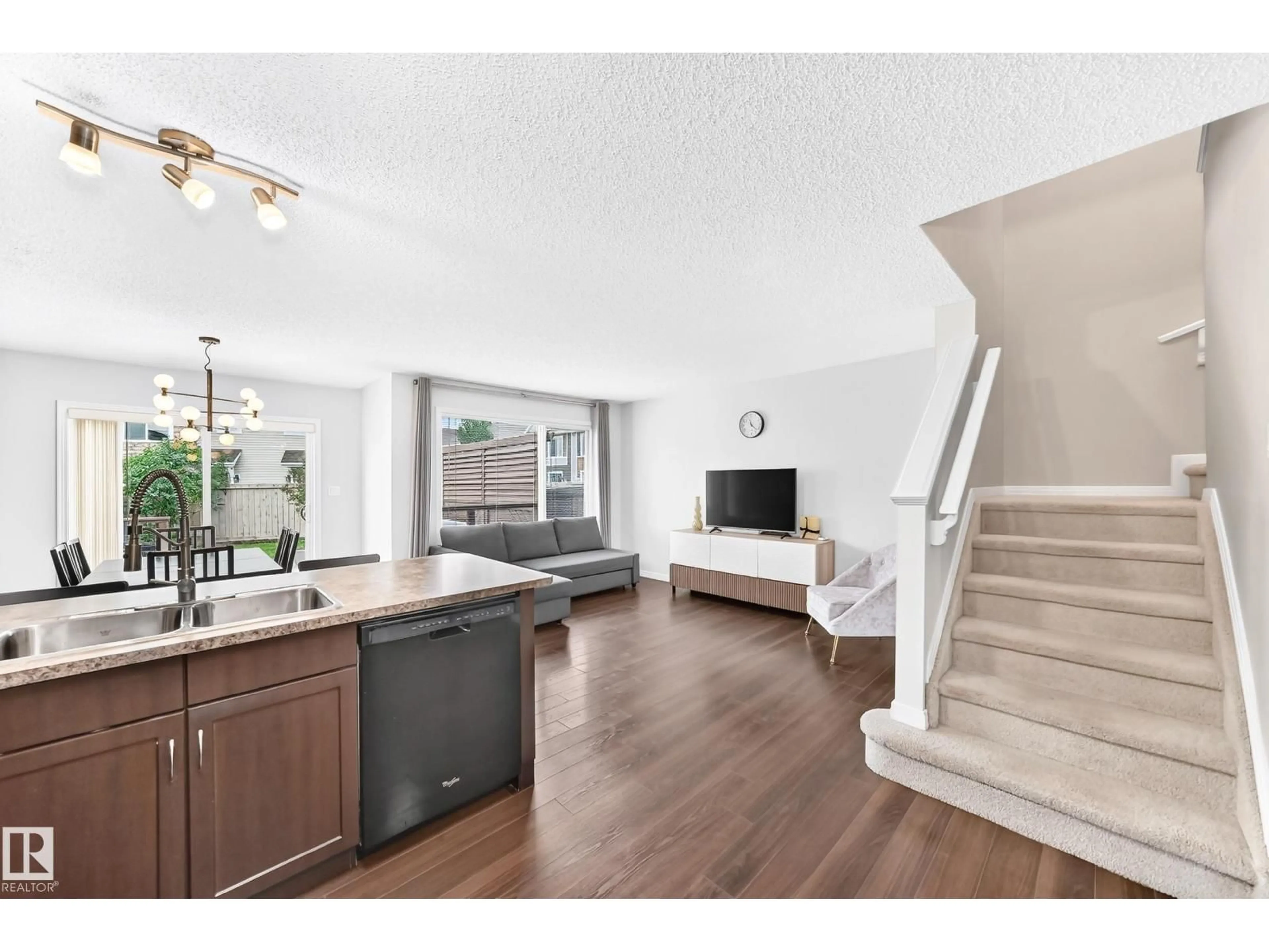 Open concept kitchen, unknown for 3920 6 ST, Edmonton Alberta T6T0T5
