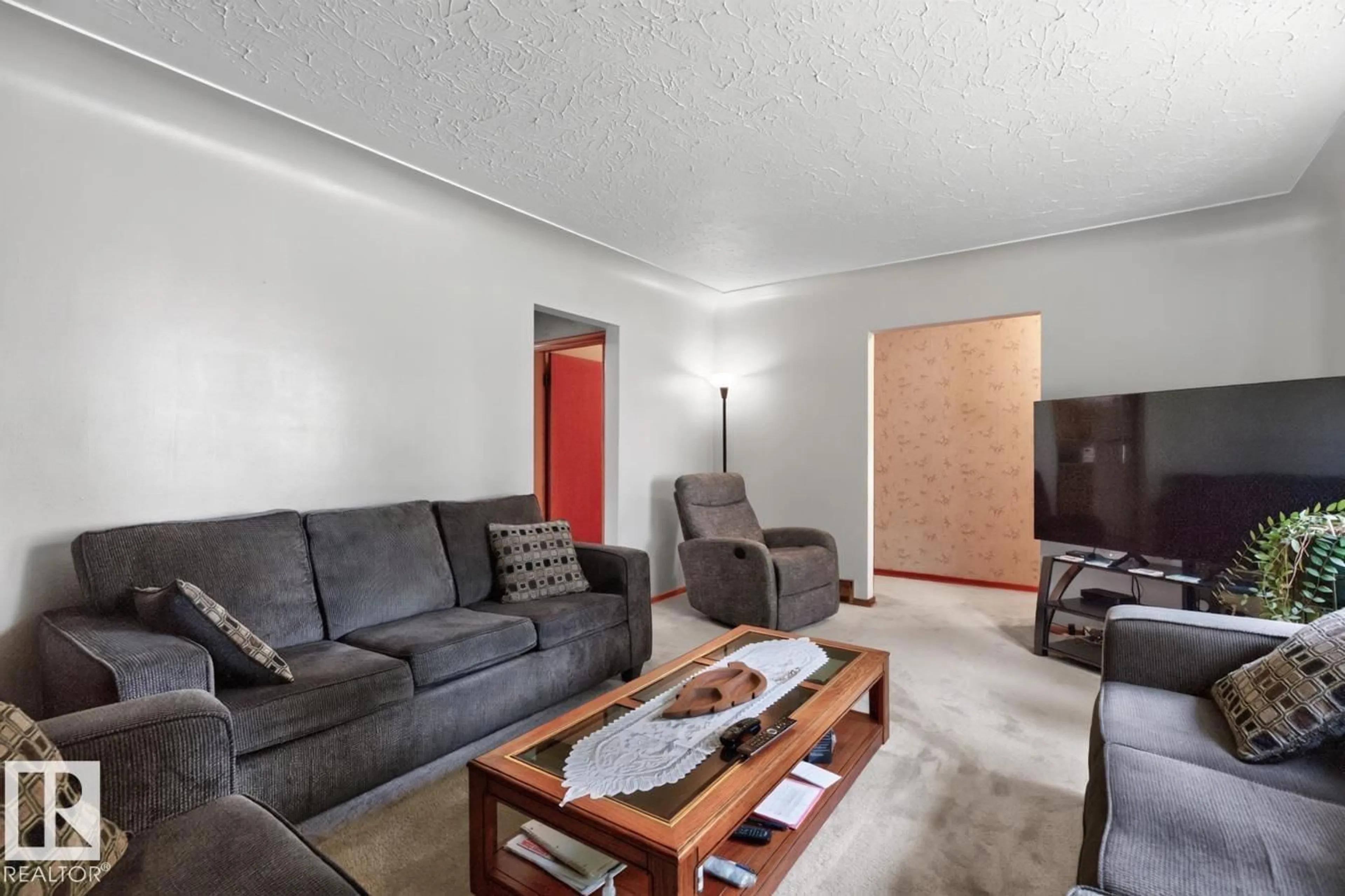 Living room with furniture, unknown for NW - 9419 65 AV, Edmonton Alberta T6E0K1