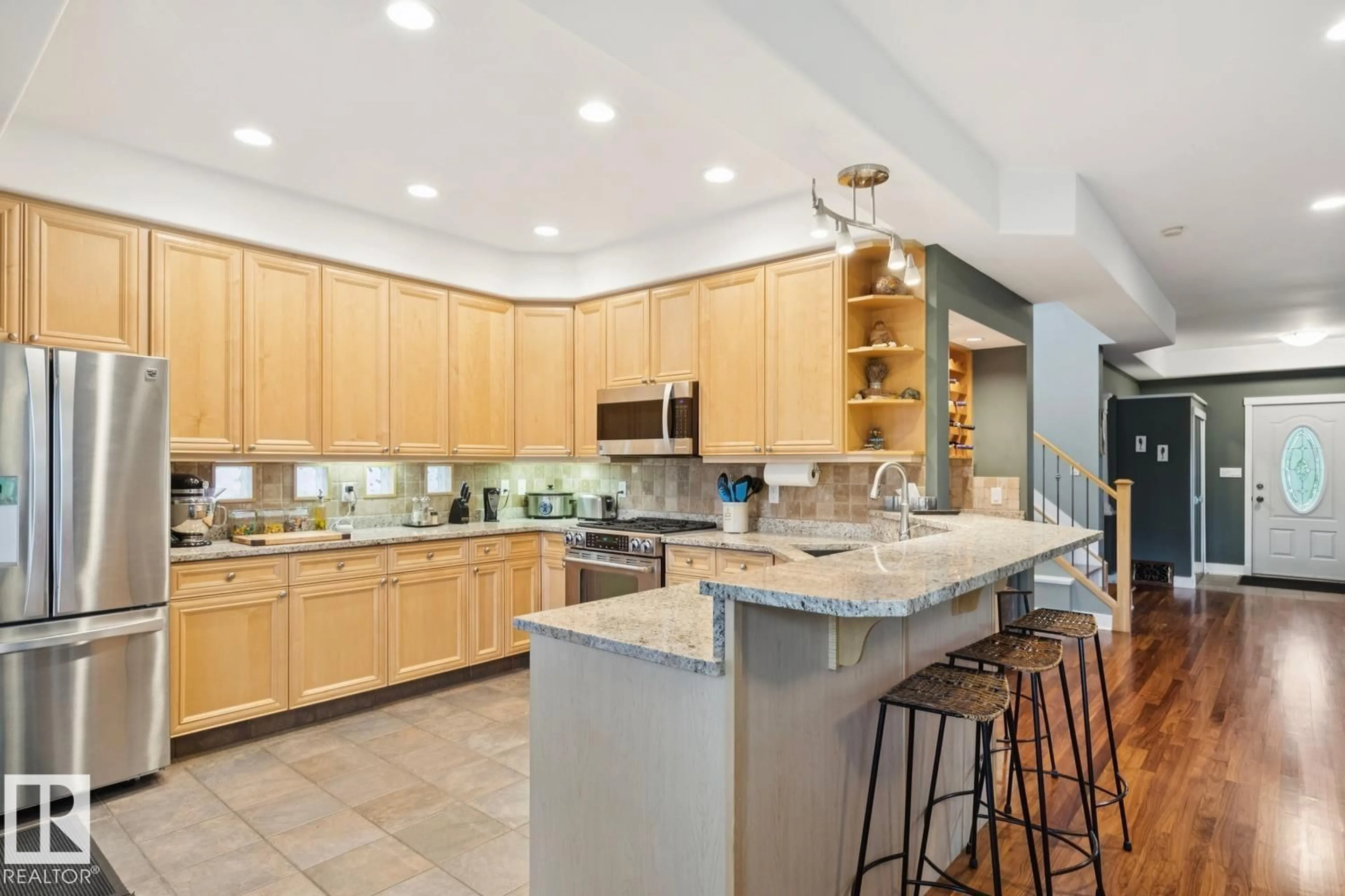 Contemporary kitchen, ceramic/tile floor for NW - 11030 122 ST, Edmonton Alberta T5M0B3