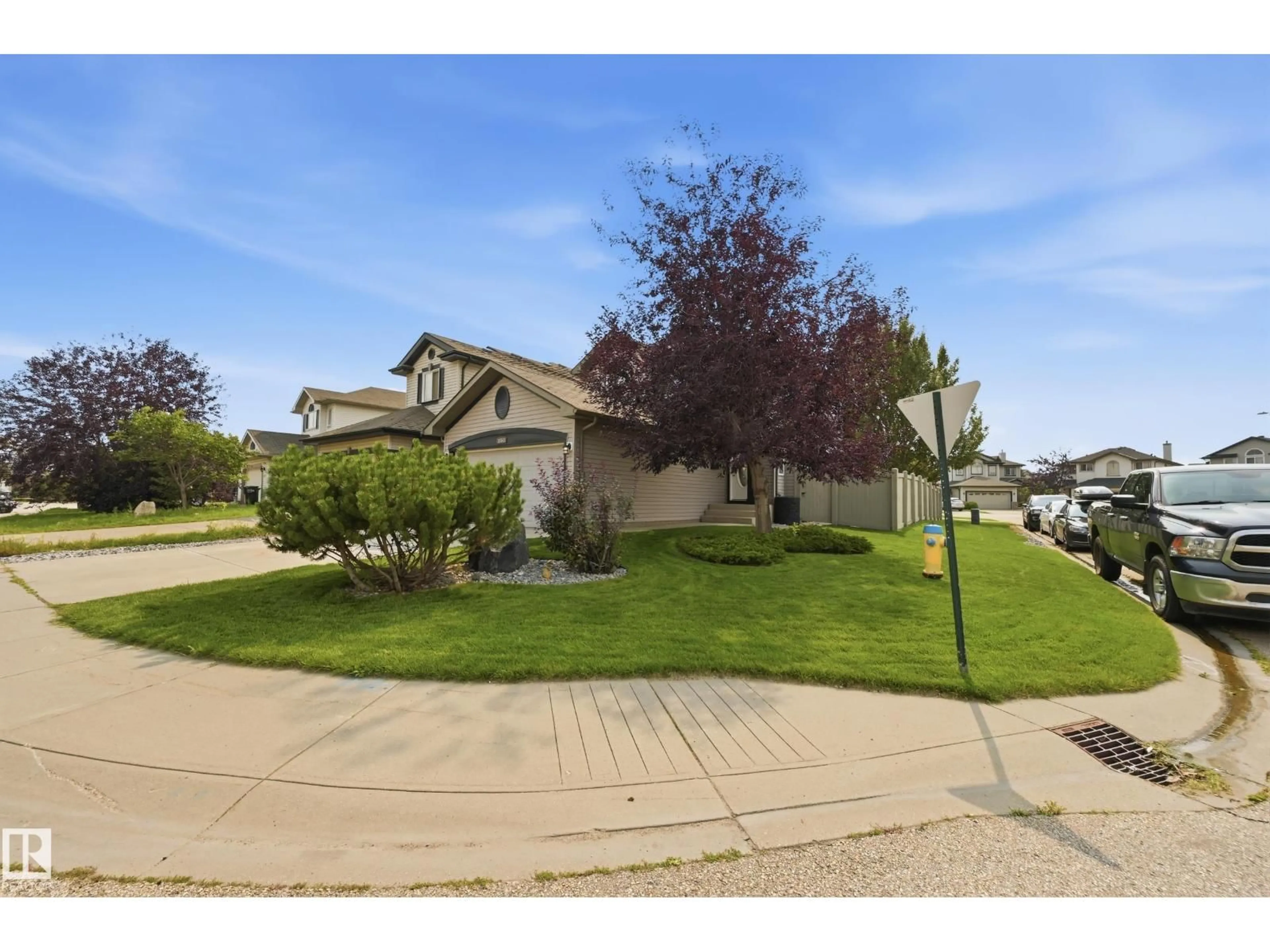 A pic from outside/outdoor area/front of a property/back of a property/a pic from drone, street for SW - 11543 11 AV, Edmonton Alberta T6W1W8