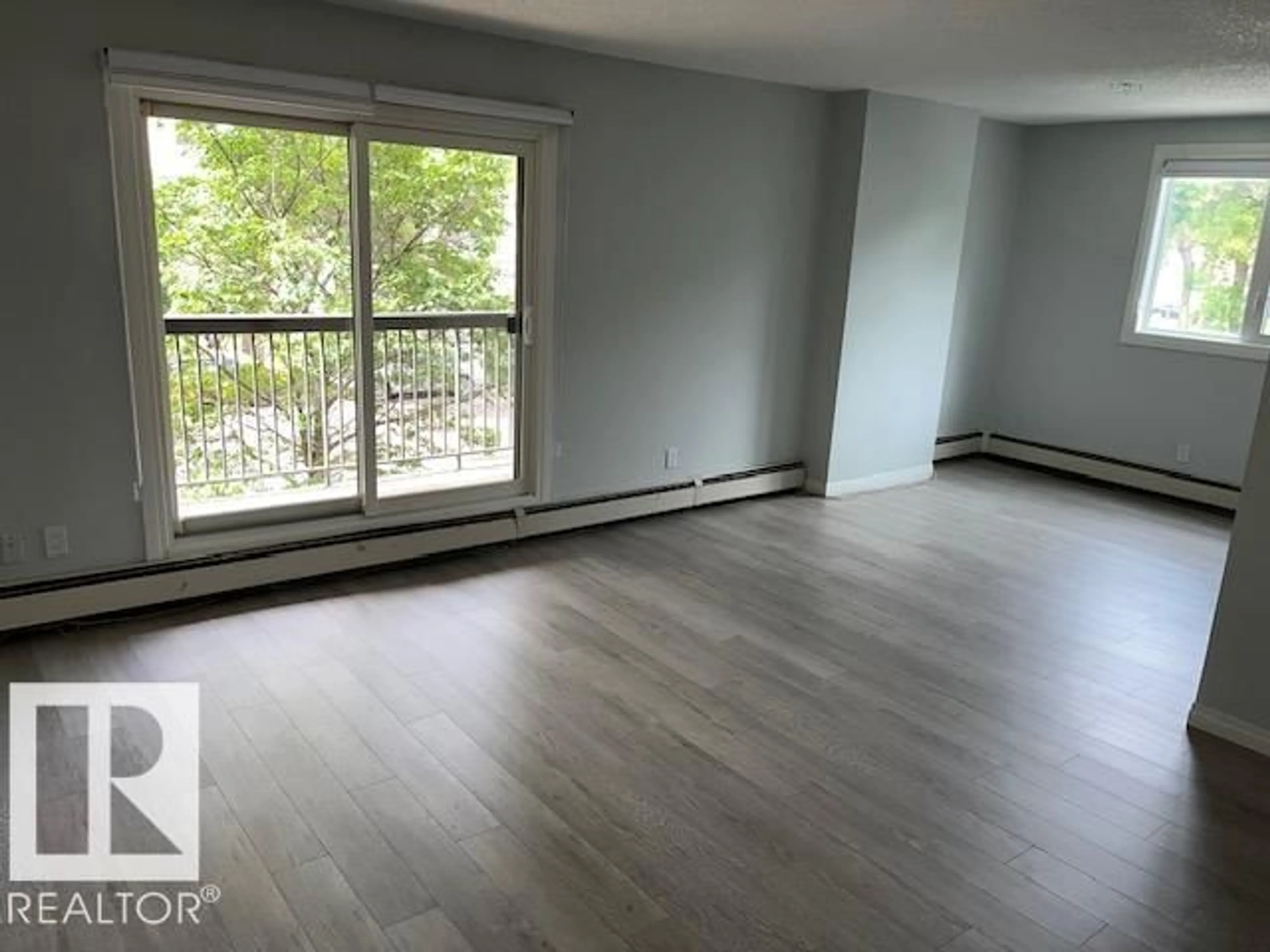 A pic of a room for 202 - 9929 113 ST, Edmonton Alberta T5K2N9