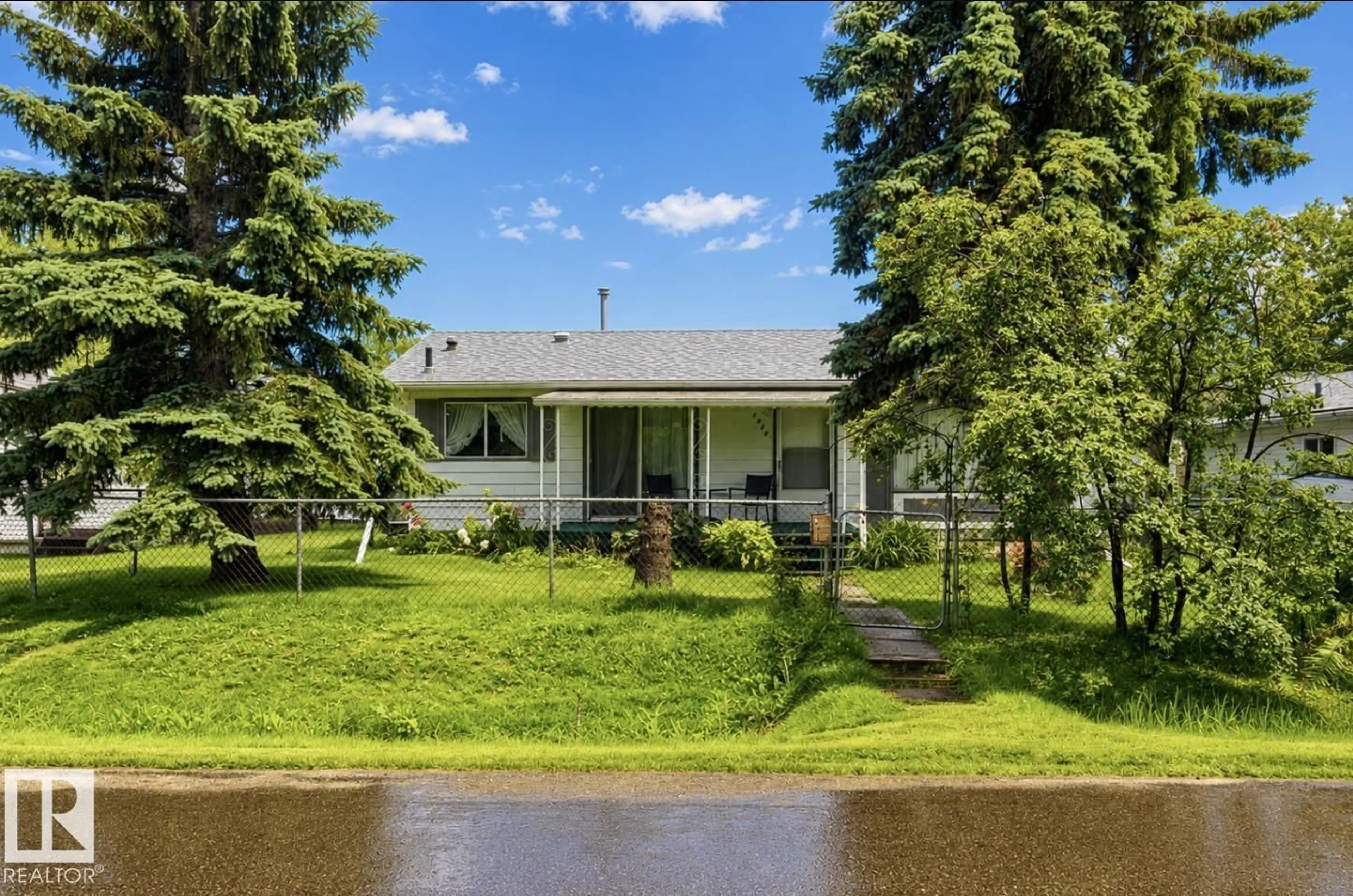 Unknown for 4924 56 ST, Rural Lac Ste. Anne County Alberta T5Z3Y3