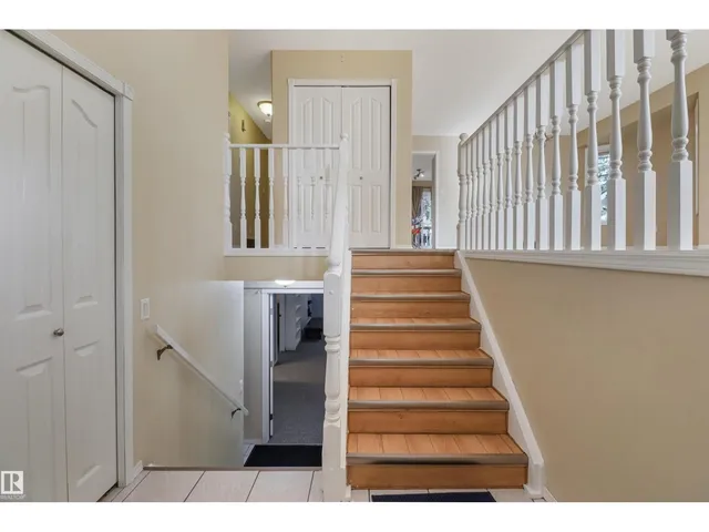 1055 JONES CR, Edmonton 5
