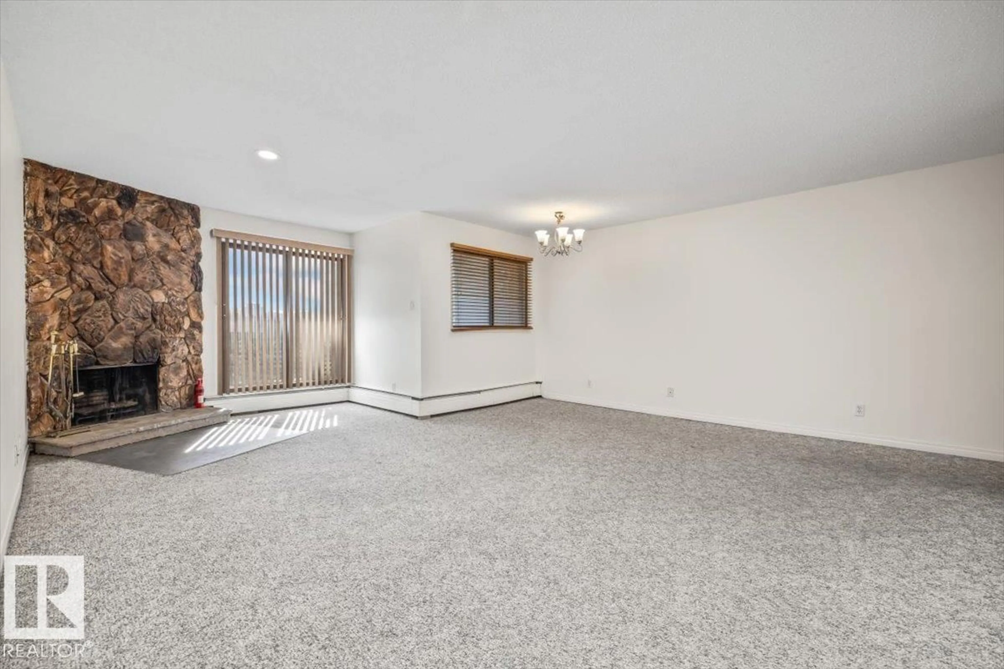 A pic of a room for 206 - 10148 118 ST, Edmonton Alberta T5K1Y4