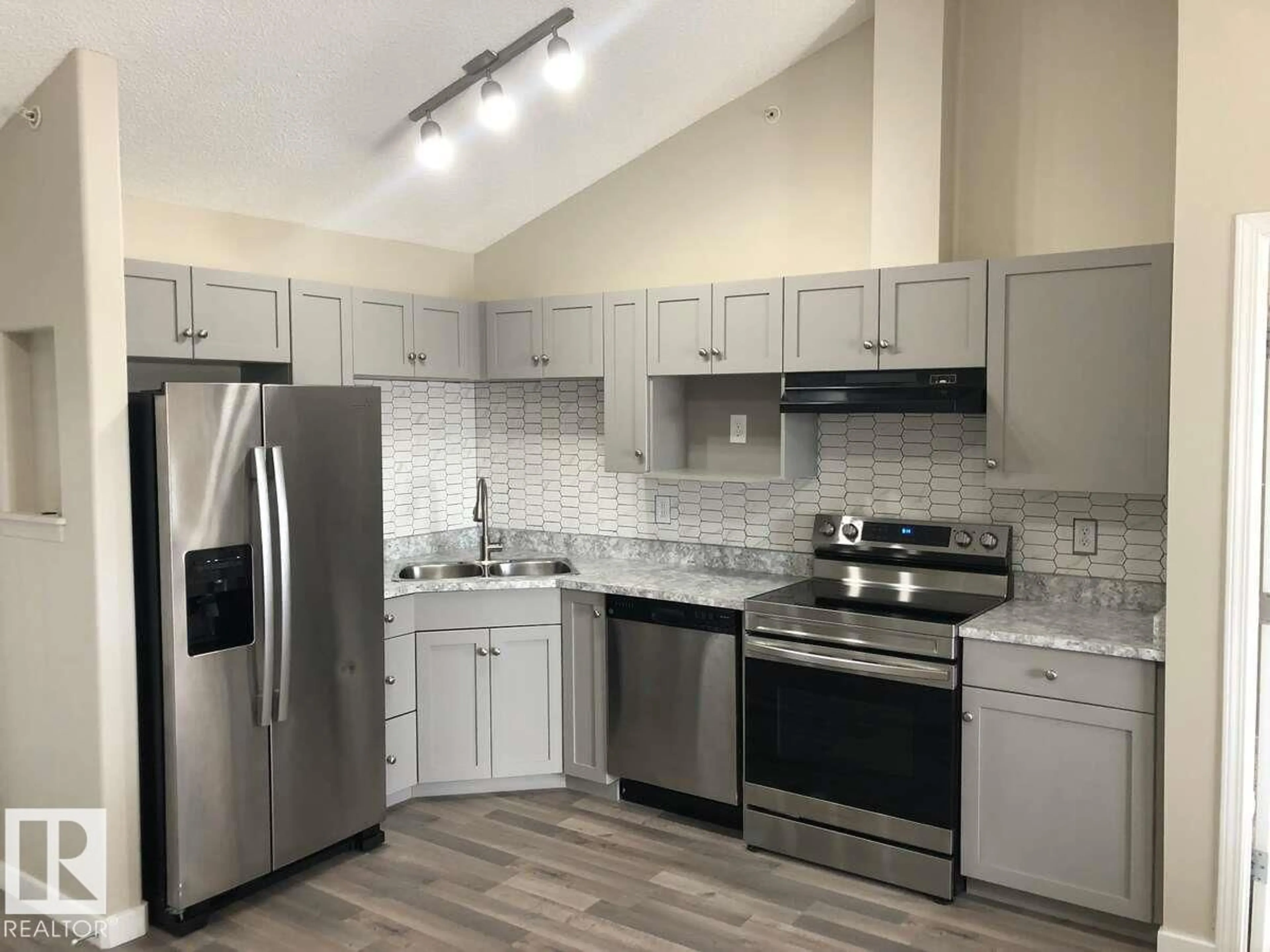 Standard kitchen, unknown for 405 EDWARDS DR, Edmonton Alberta T6X1N5