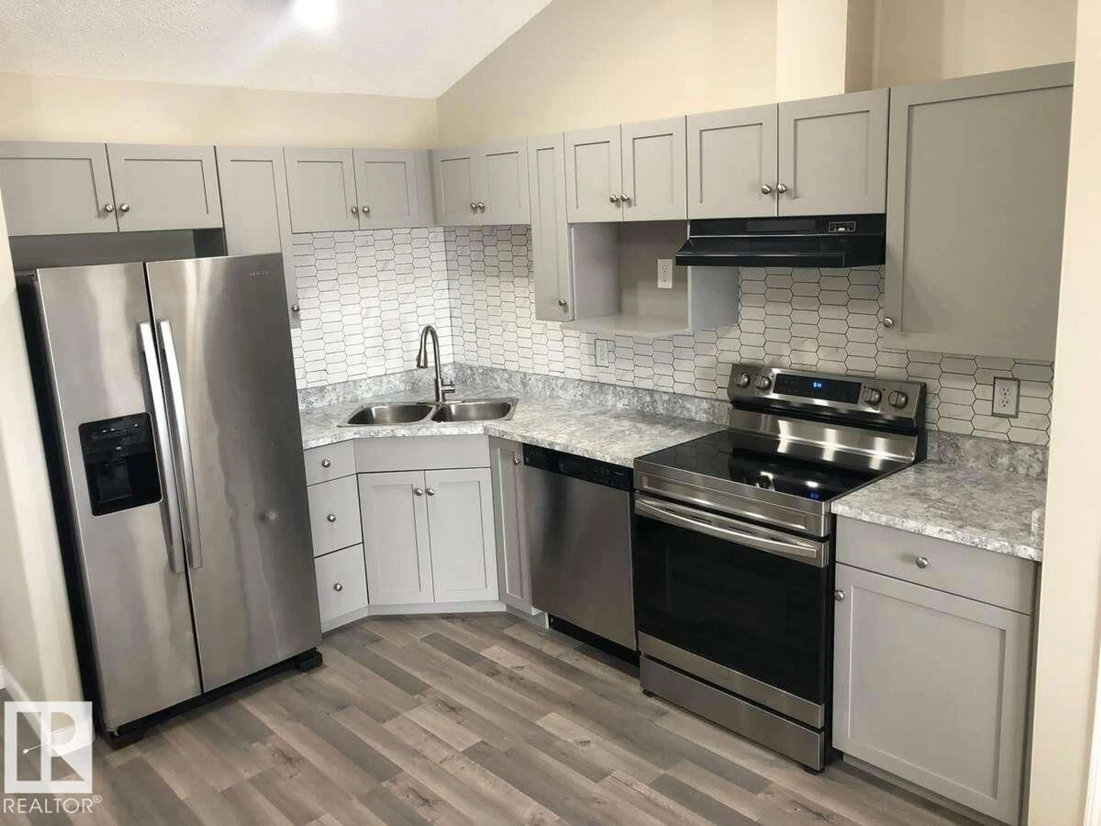 Standard kitchen, unknown for 405 EDWARDS DR, Edmonton Alberta T6X1N5