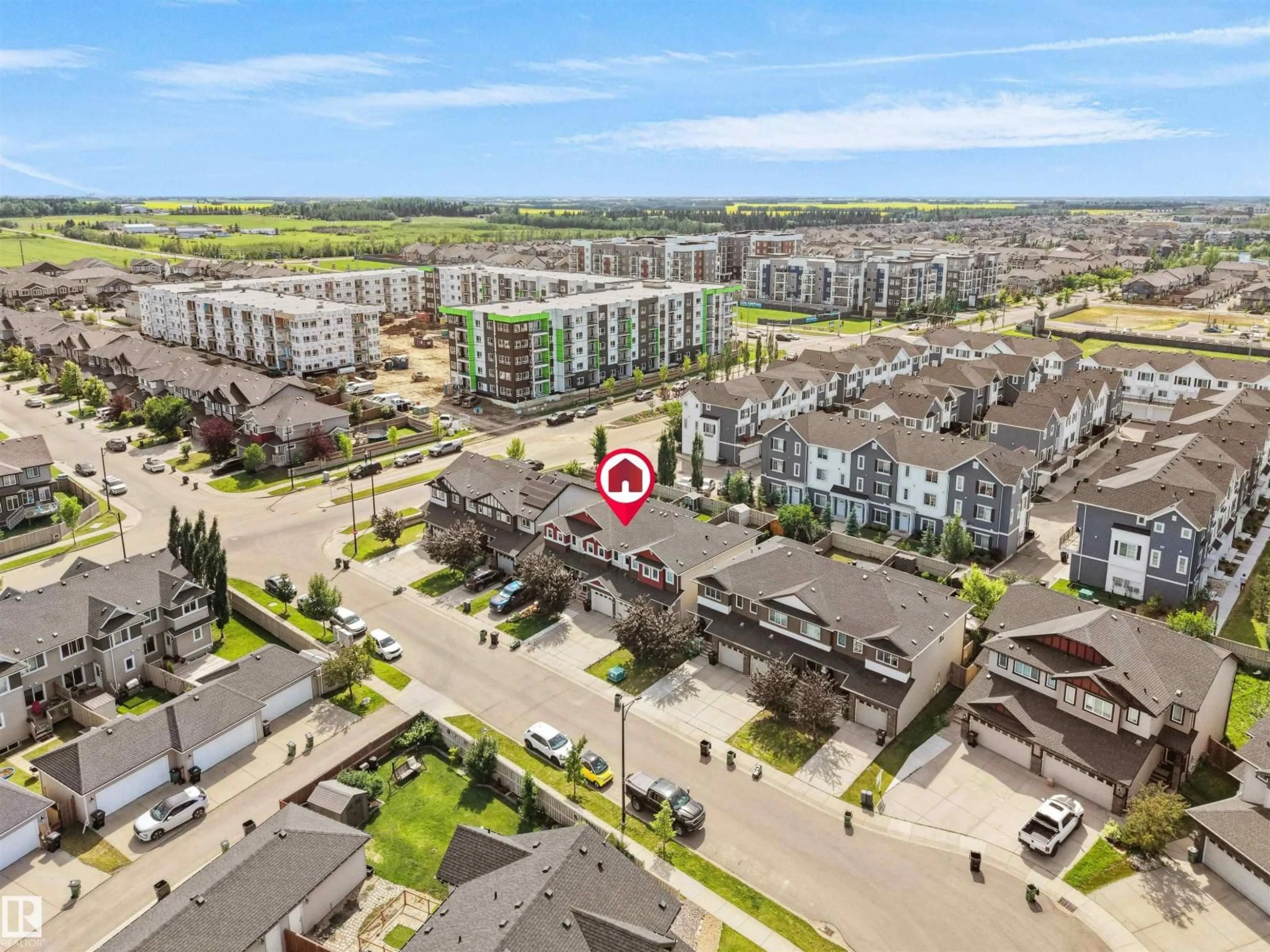 A pic from outside/outdoor area/front of a property/back of a property/a pic from drone, city buildings view from balcony for 4487 ANNETT COMMON, Edmonton Alberta T6W2V7