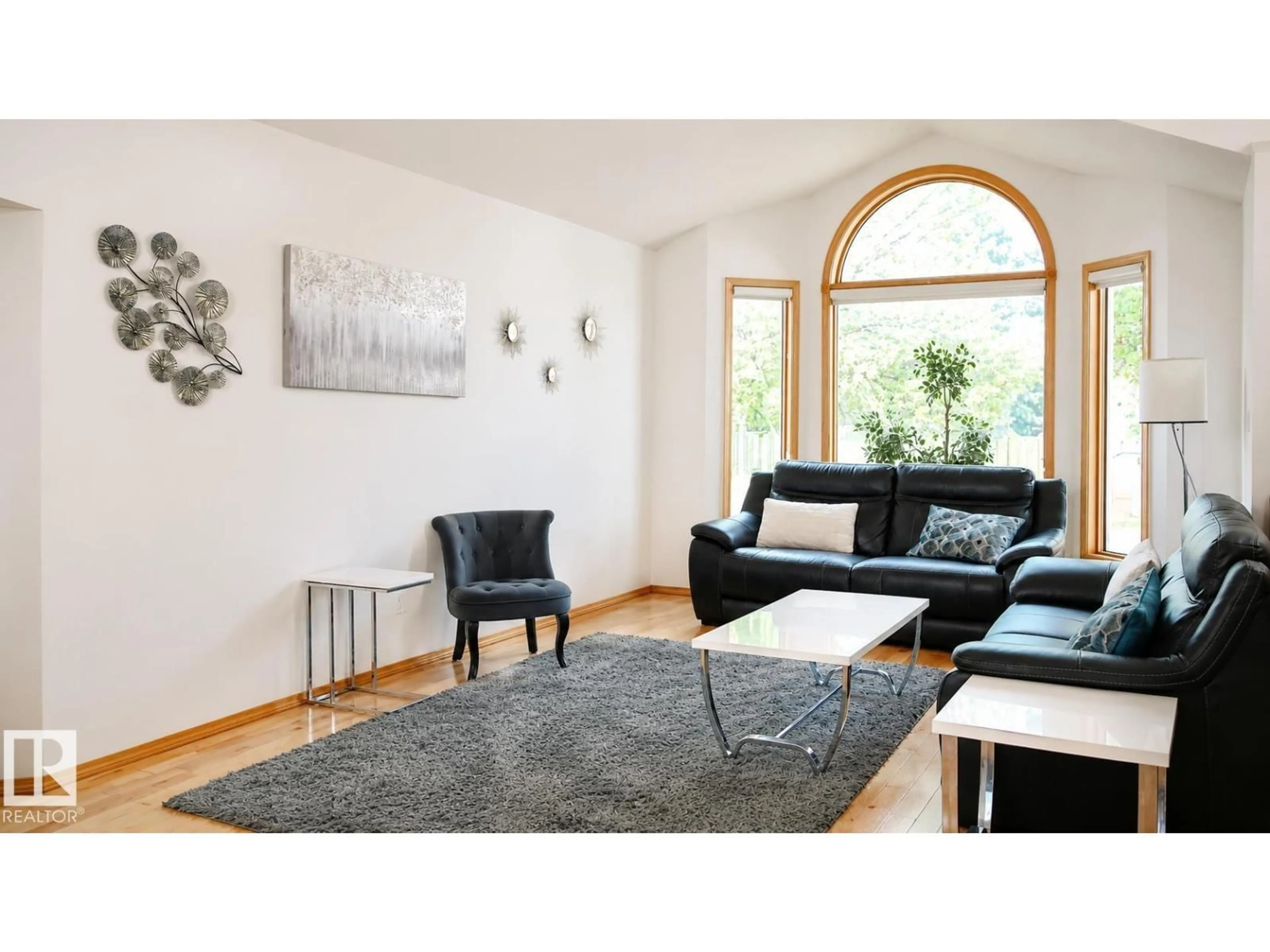 Living room with furniture, unknown for 306 TWIN BROOKS DR, Edmonton Alberta T6J6S4