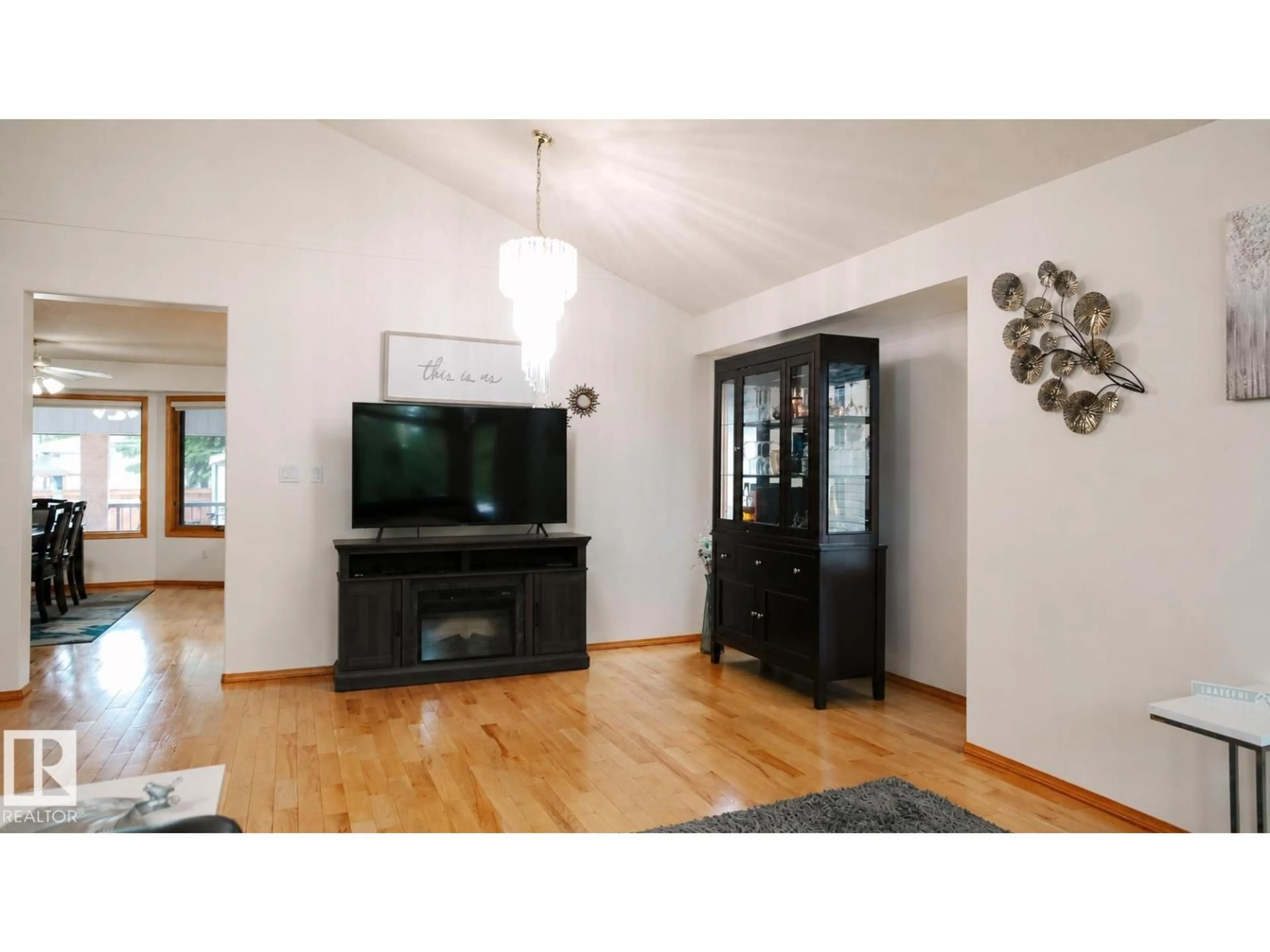 Unknown for 306 TWIN BROOKS DR, Edmonton Alberta T6J6S4