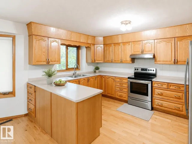 306 TWIN BROOKS DR, Edmonton 5