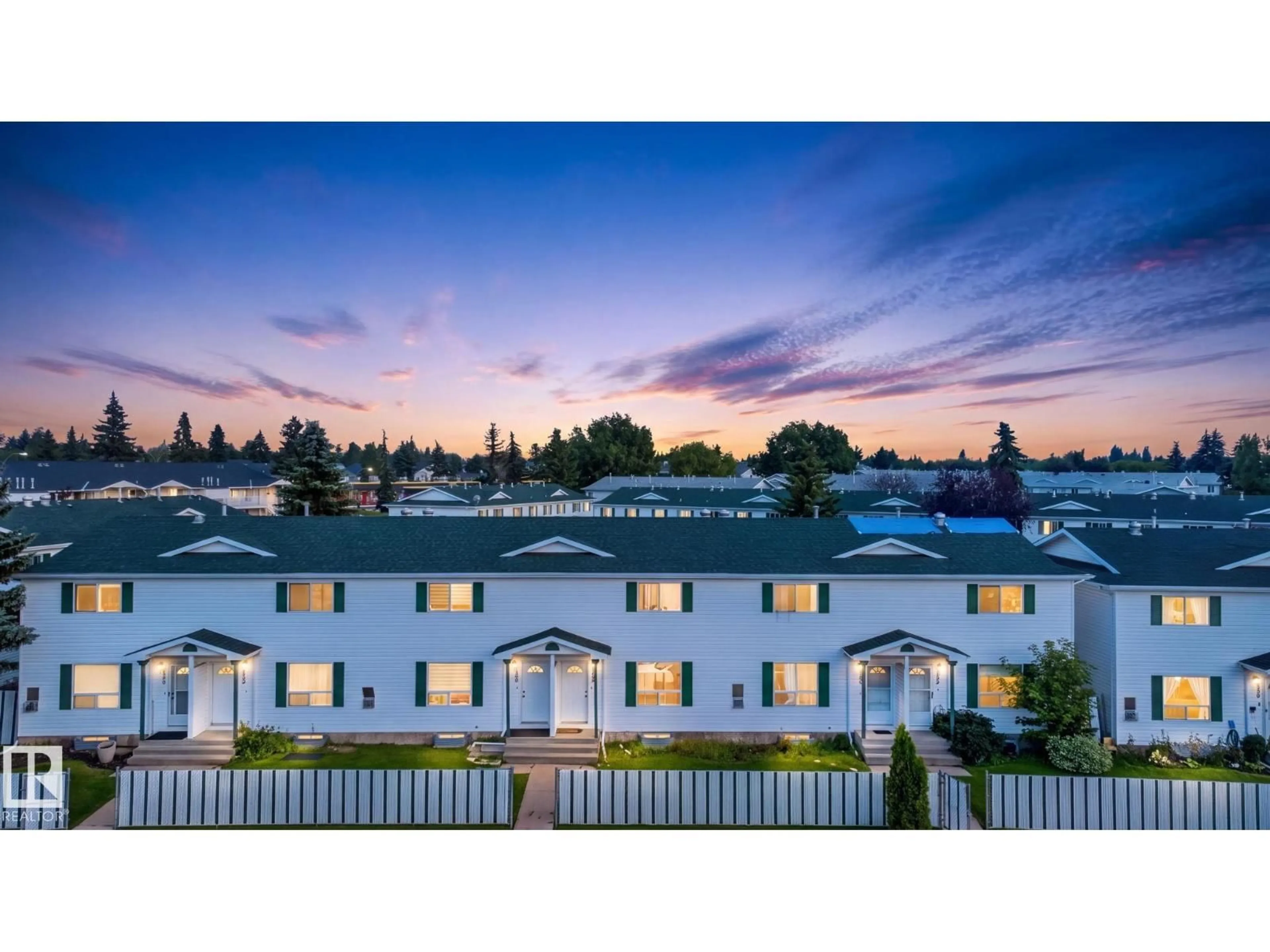 A pic from outside/outdoor area/front of a property/back of a property/a pic from drone, mountain view for 1646 MILLWOODS RD, Edmonton Alberta T6L6W4
