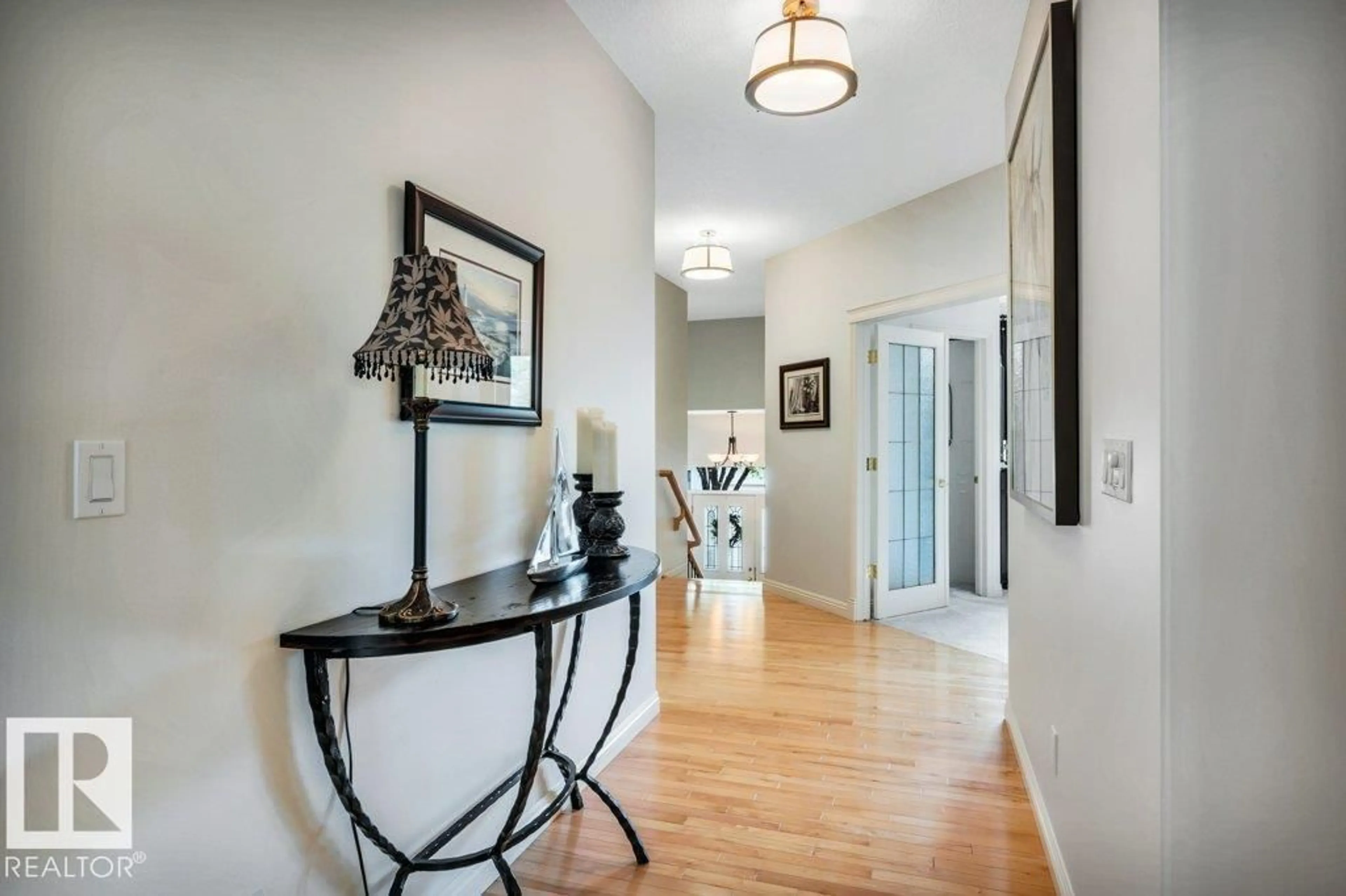 Indoor entryway for 50 - 19 OAKRIDGE DR, St. Albert Alberta T8N7A1