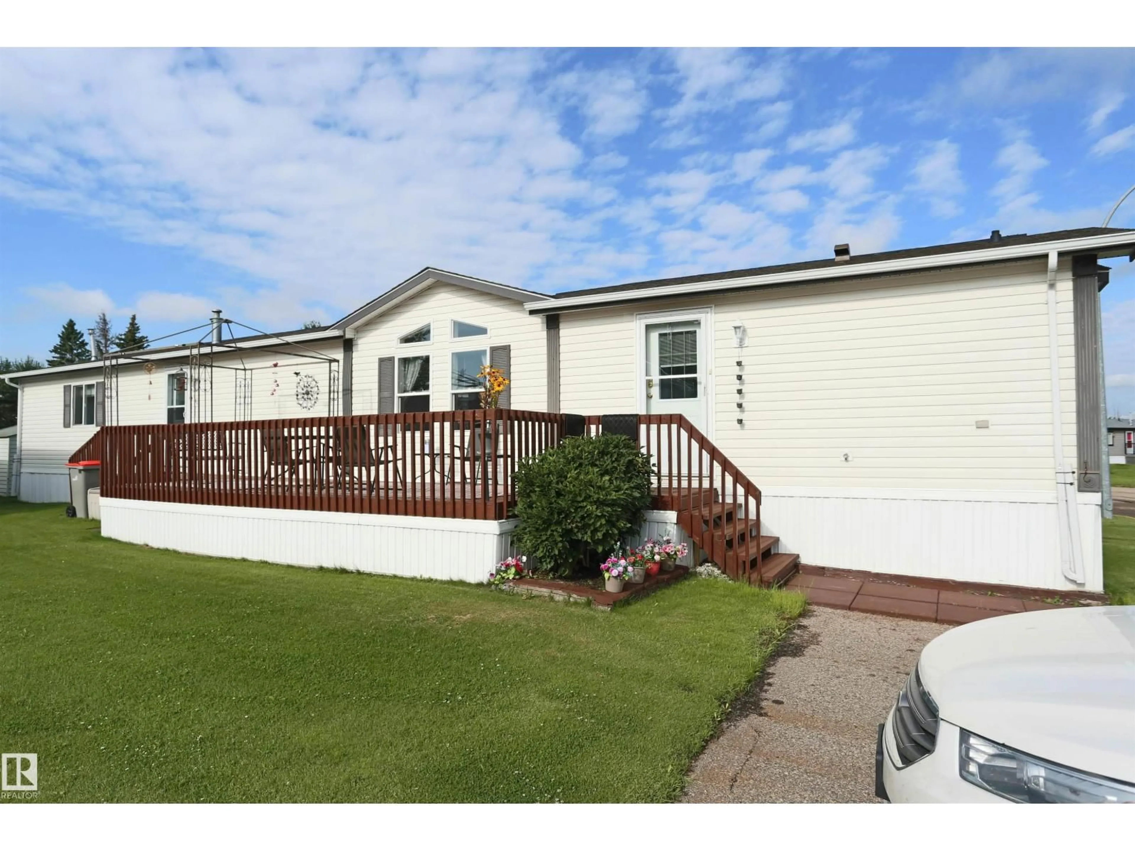 Home with vinyl exterior material, unknown for 53222 - 1214 RR 272, Rural Parkland County Alberta T7X4K4