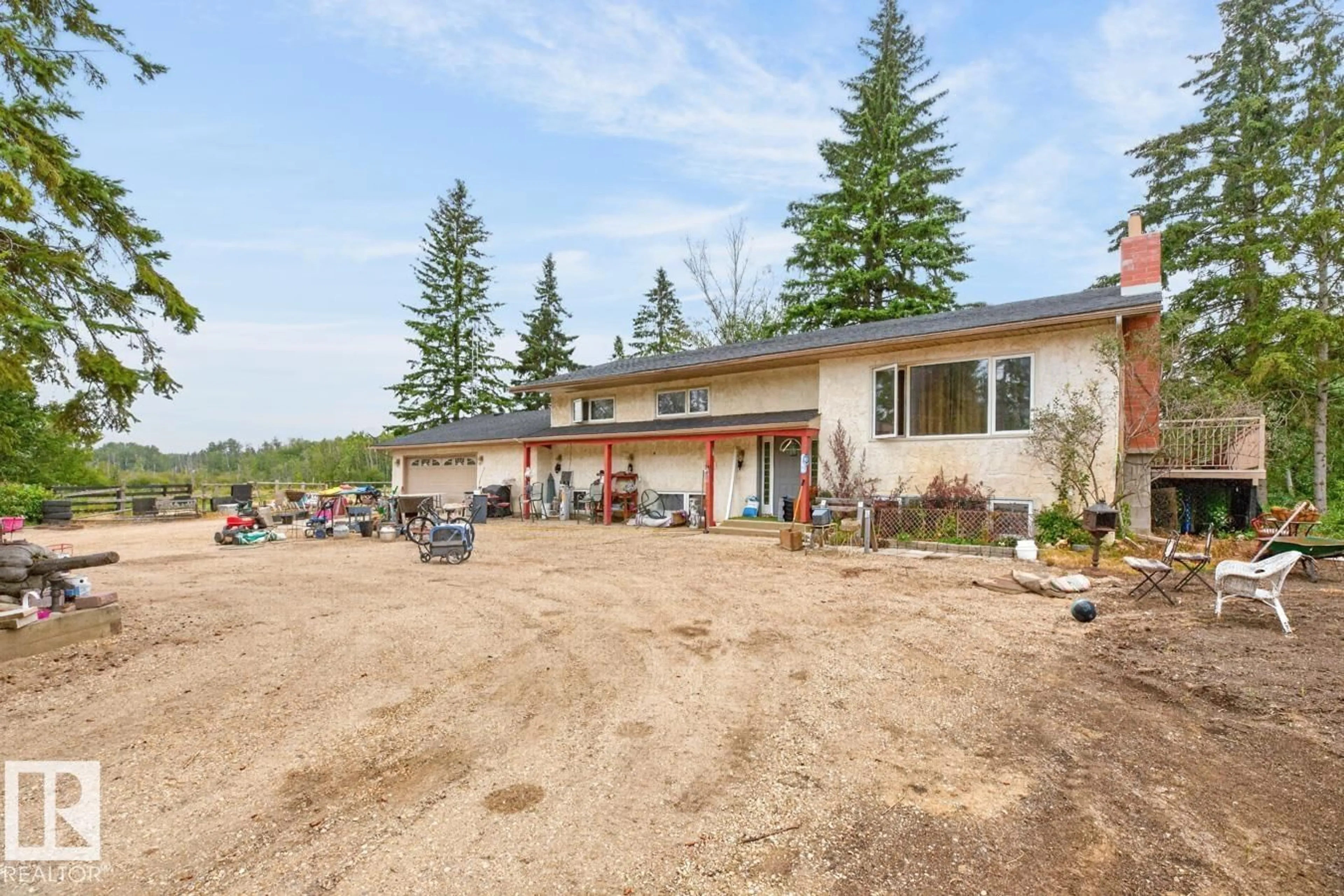 A pic from outside/outdoor area/front of a property/back of a property/a pic from drone, unknown for #45 - 51404 RGE ROAD 264, Rural Parkland County Alberta T7Y1E4