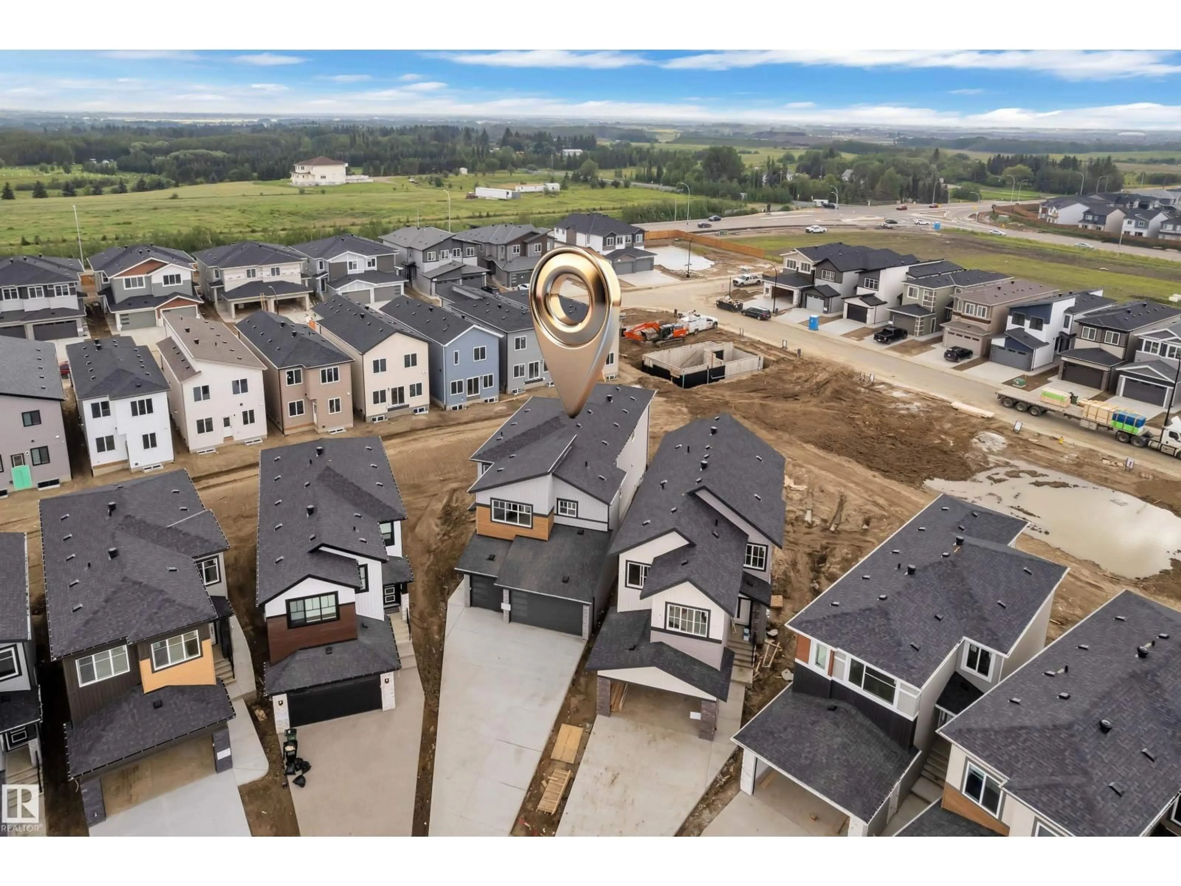 A pic from outside/outdoor area/front of a property/back of a property/a pic from drone, unknown for 3053 7A AVENUE, Edmonton Alberta T6X3M4