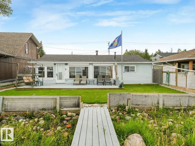 5811 51 AV, Rural Lac Ste. Anne County 4