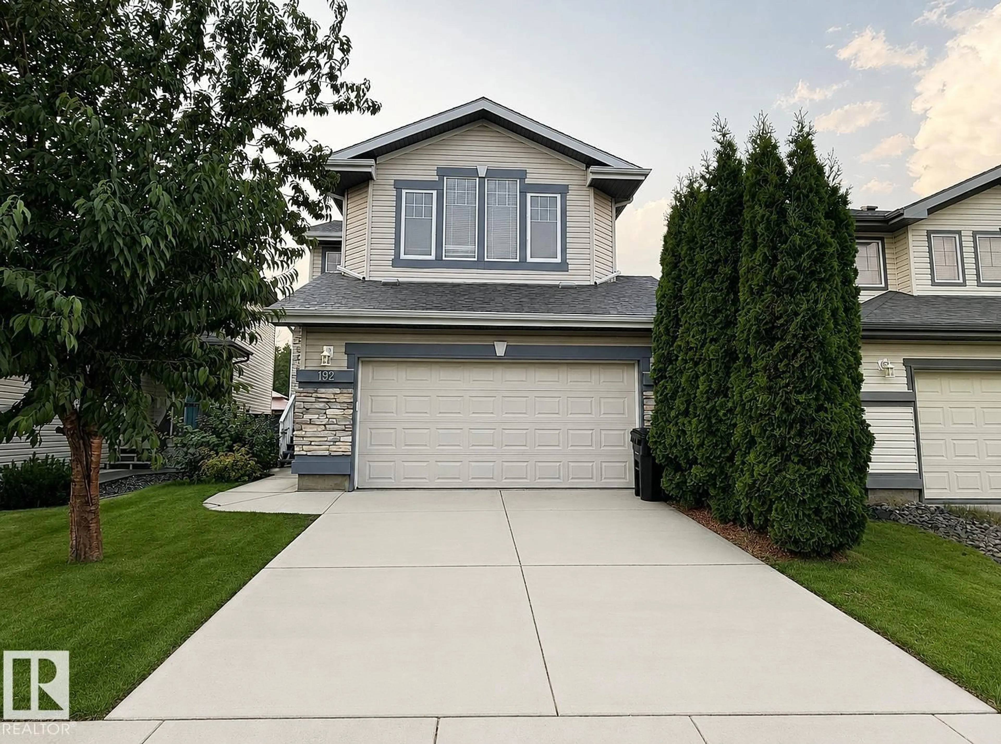 Home with vinyl exterior material, street for 192 KEYPORT CI, Leduc Alberta T9E0J3