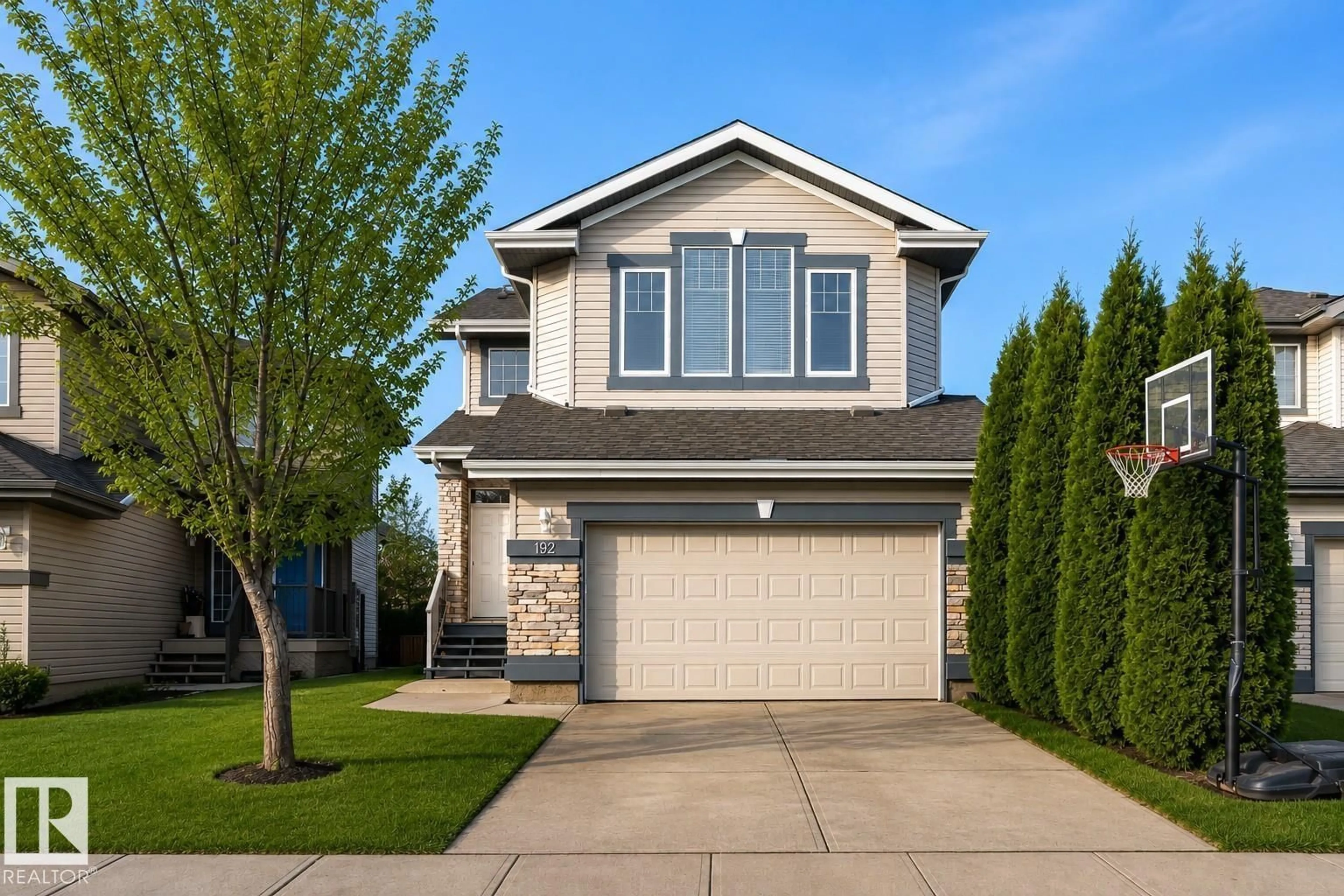 Home with vinyl exterior material, street for 192 KEYPORT CI, Leduc Alberta T9E0J3