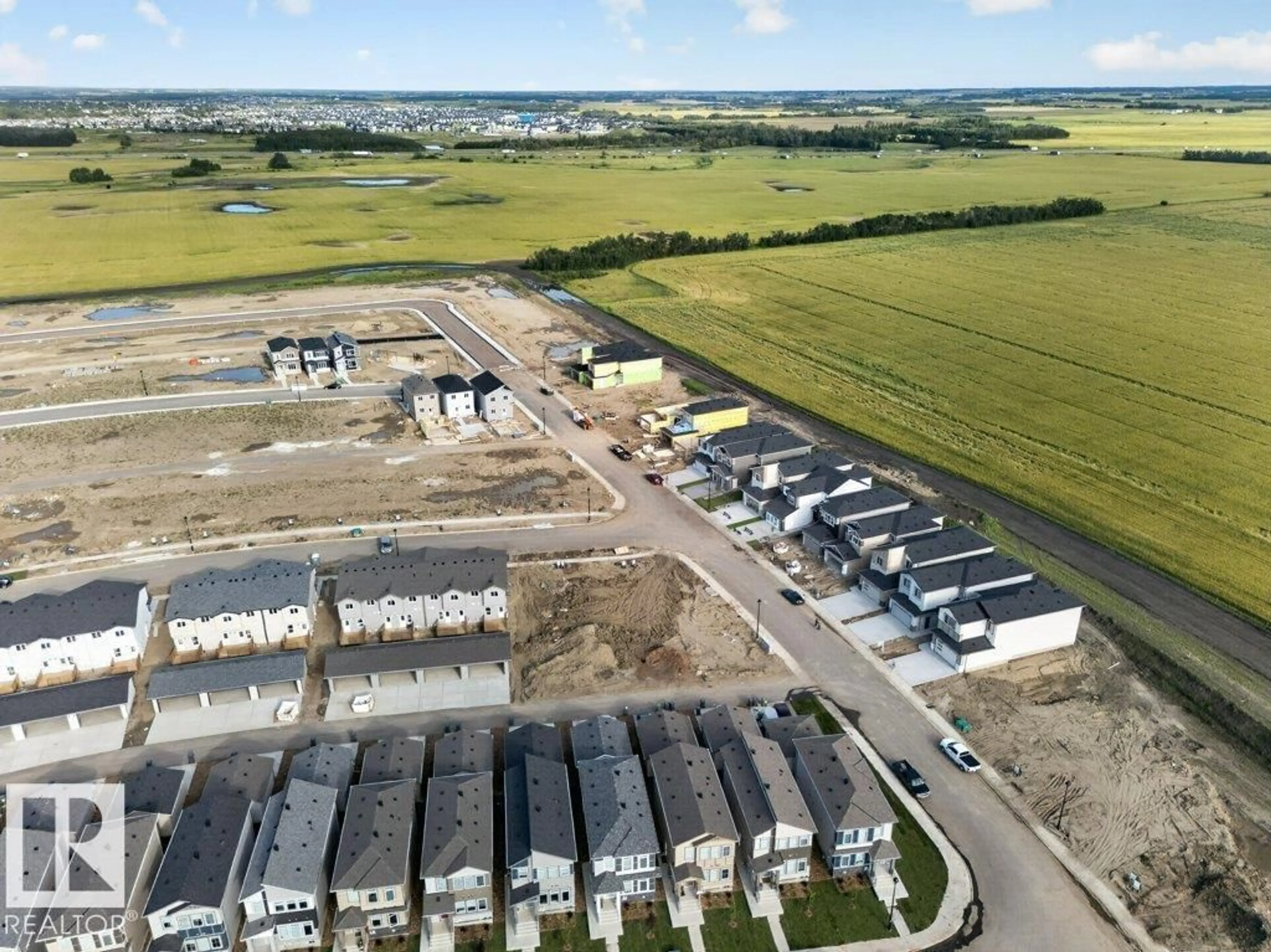A pic from outside/outdoor area/front of a property/back of a property/a pic from drone, street for 684 BANK DRIVE, Leduc Alberta T9E1W1