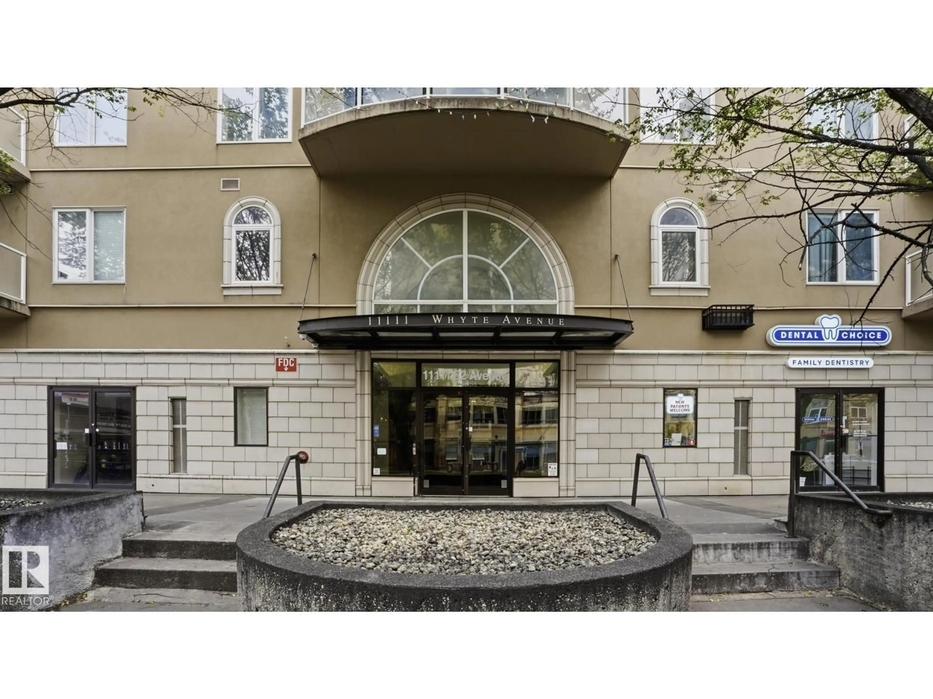 Lobby for 901 - 11111 82 AV, Edmonton Alberta T6G0T3