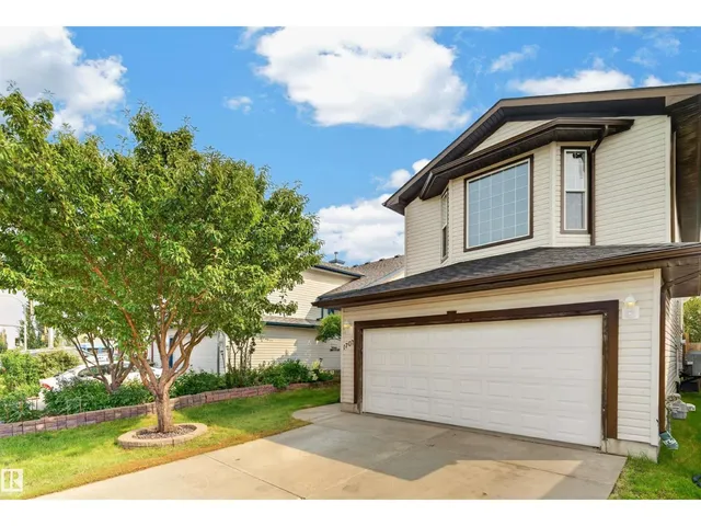 1707 37A AV, Edmonton 2