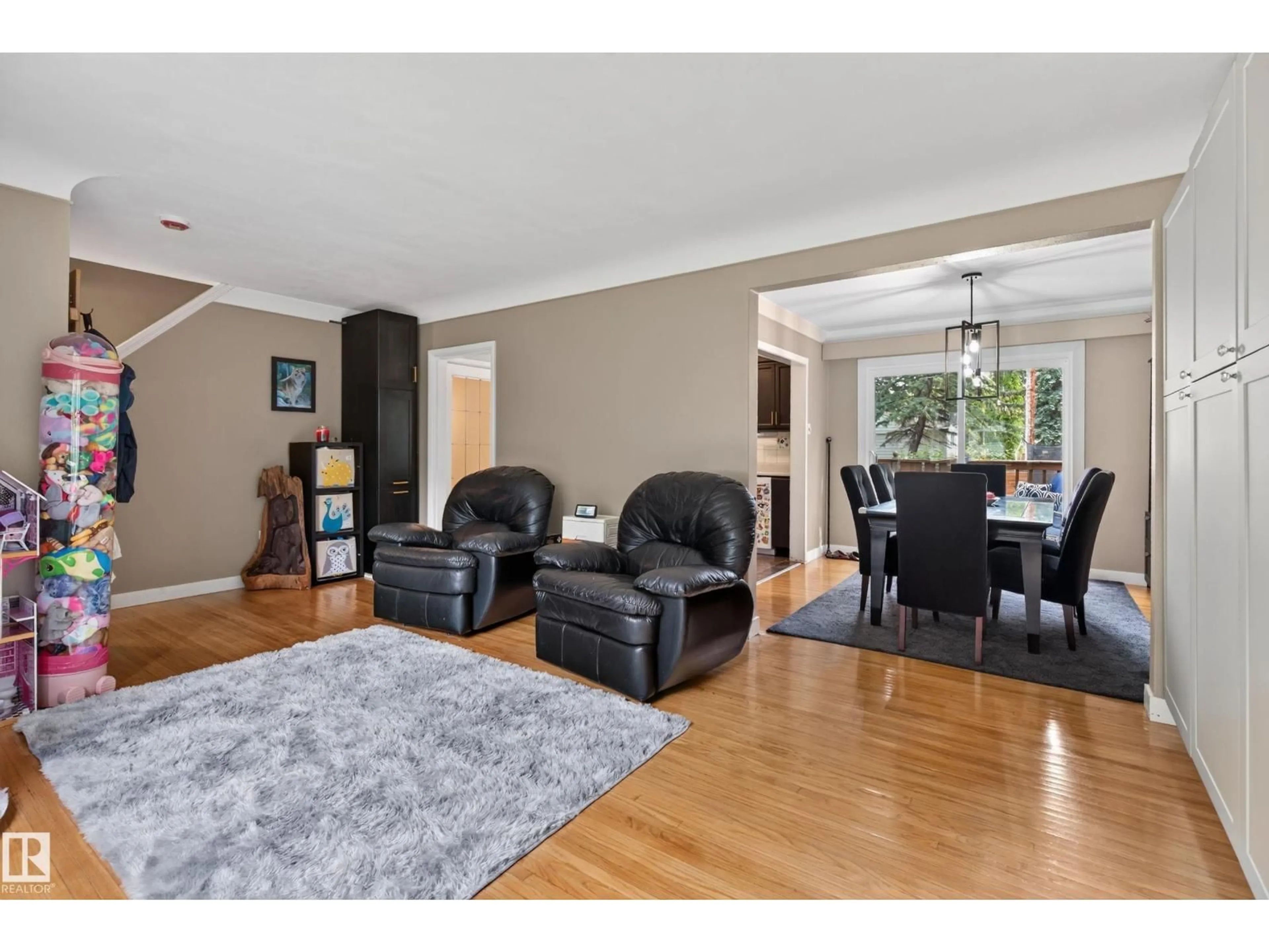 Living room with furniture, unknown for 10101 105 ST, Fort Saskatchewan Alberta T8L2G5