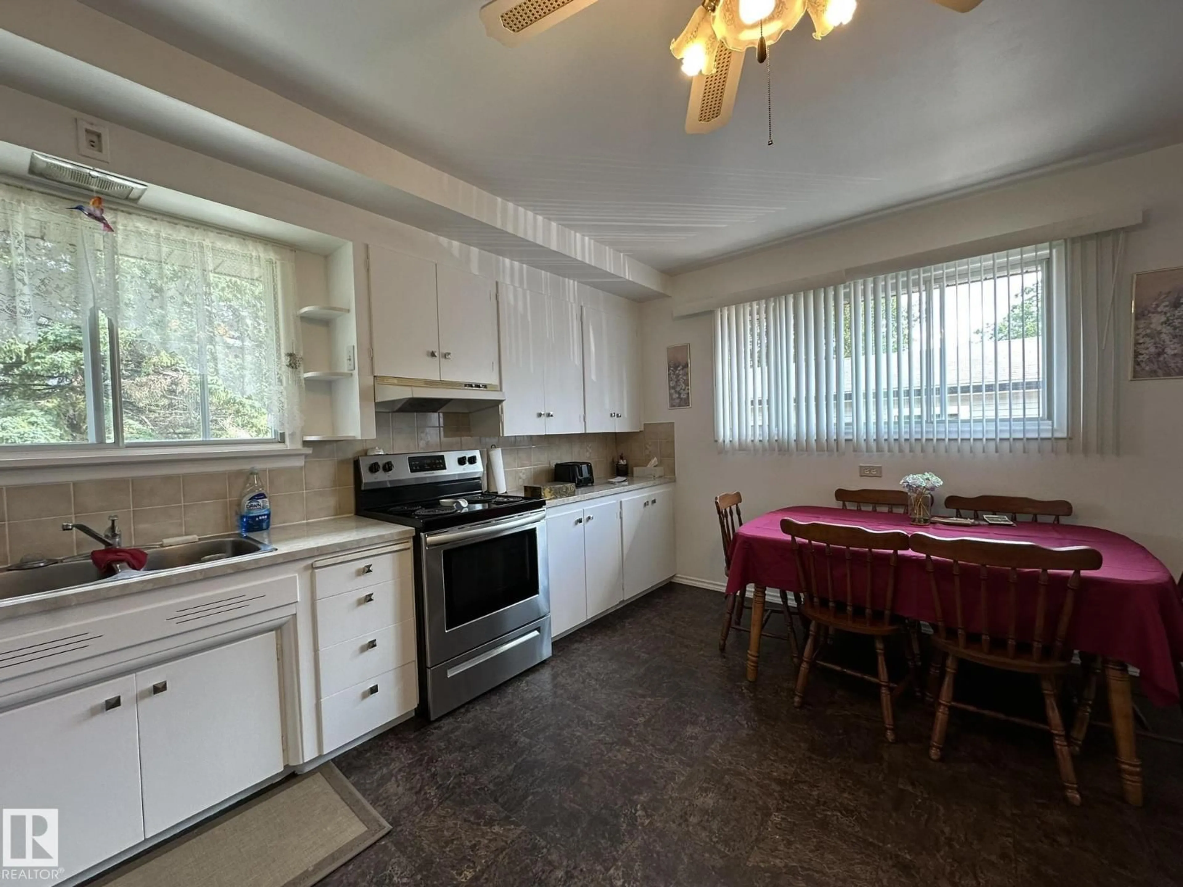 Unknown for 5029 48 ST, Waskatenau Alberta T9A3P0