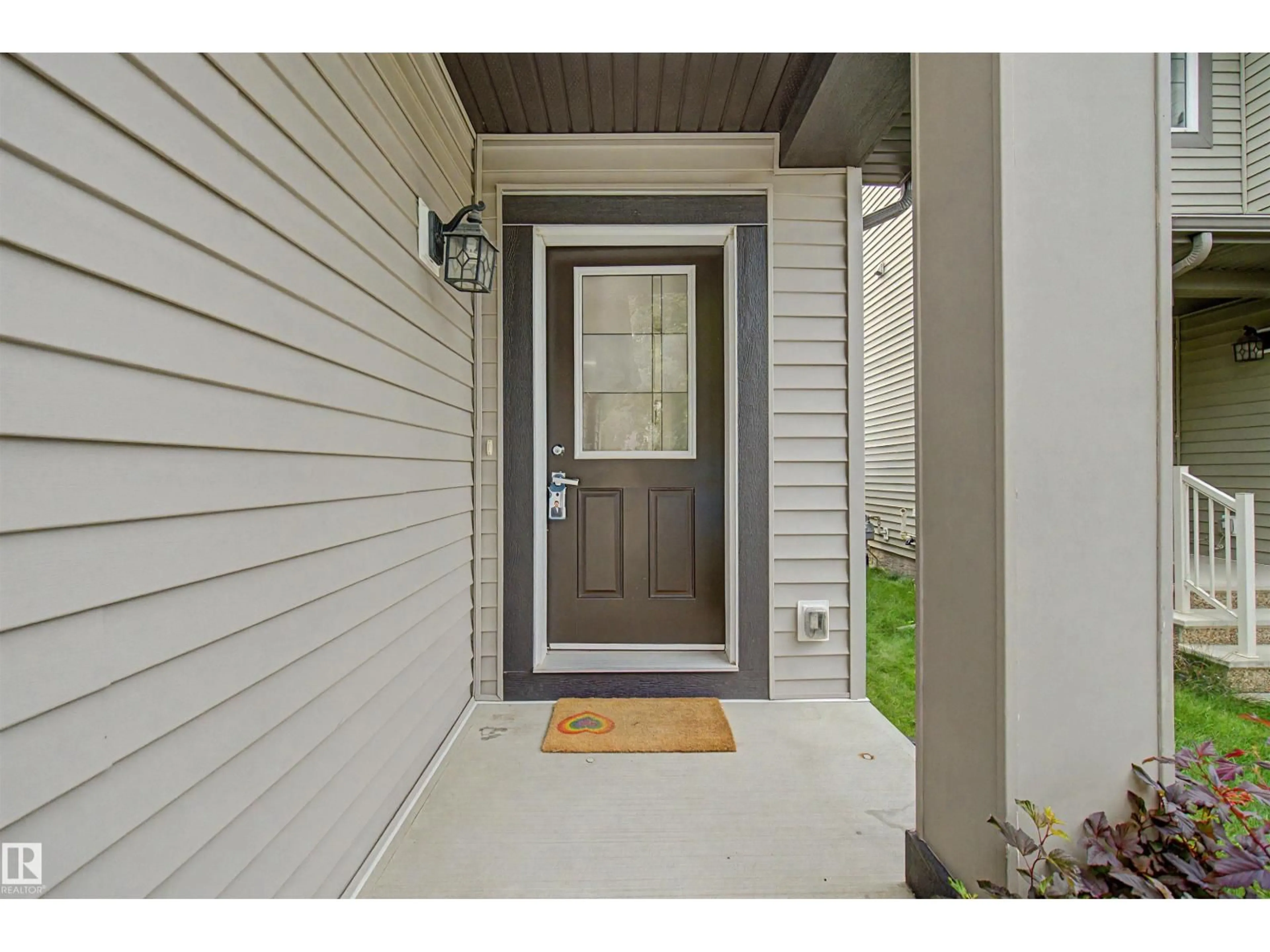 Indoor entryway for SW - 7307 ARMOUR CR, Edmonton Alberta T6W2S2