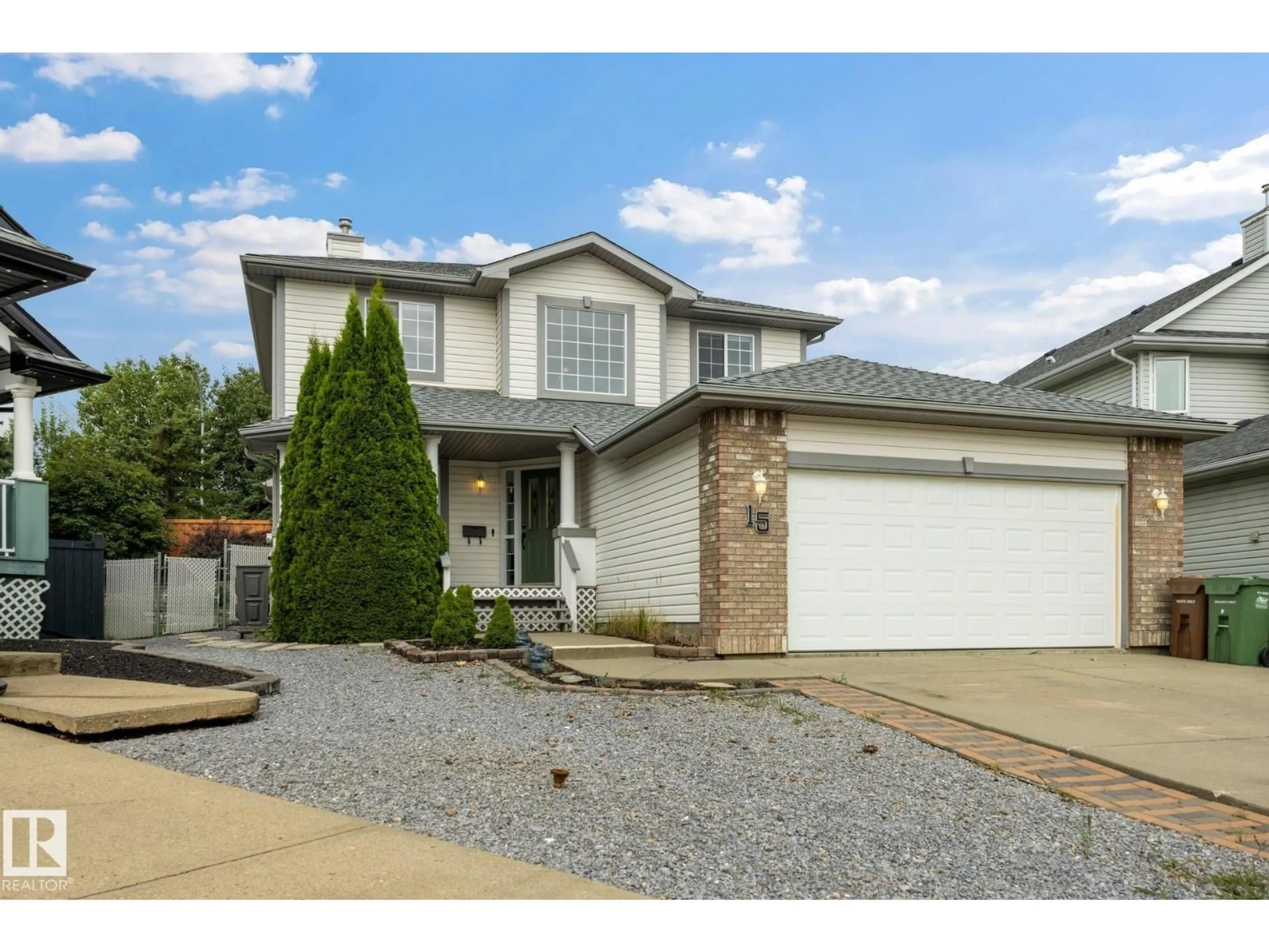 Home with vinyl exterior material, street for 15 ORCHID PL, St. Albert Alberta T8N6P5