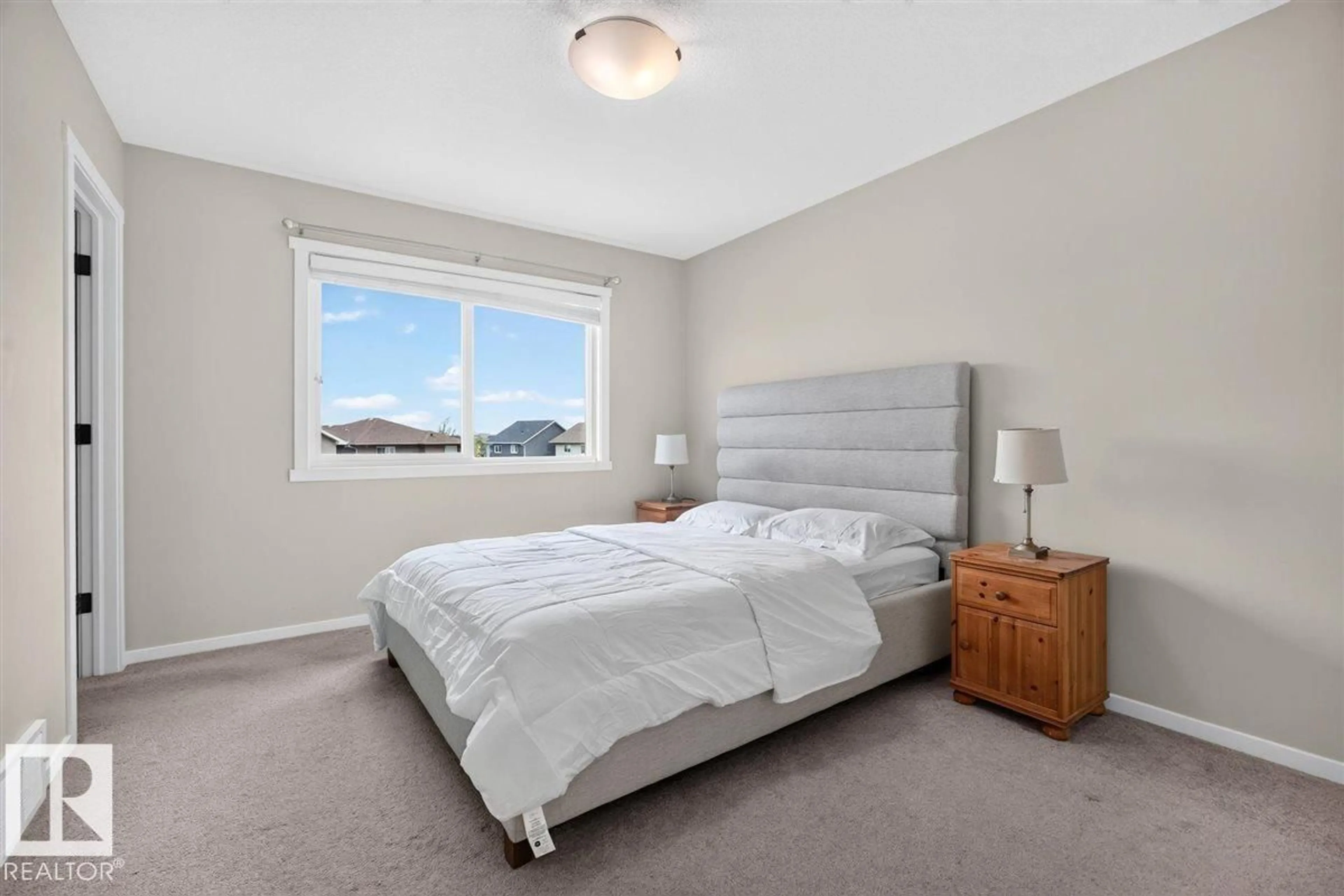 A pic of a room for SW - 3150 CARPENTER LANDING, Edmonton Alberta T6W2Y8