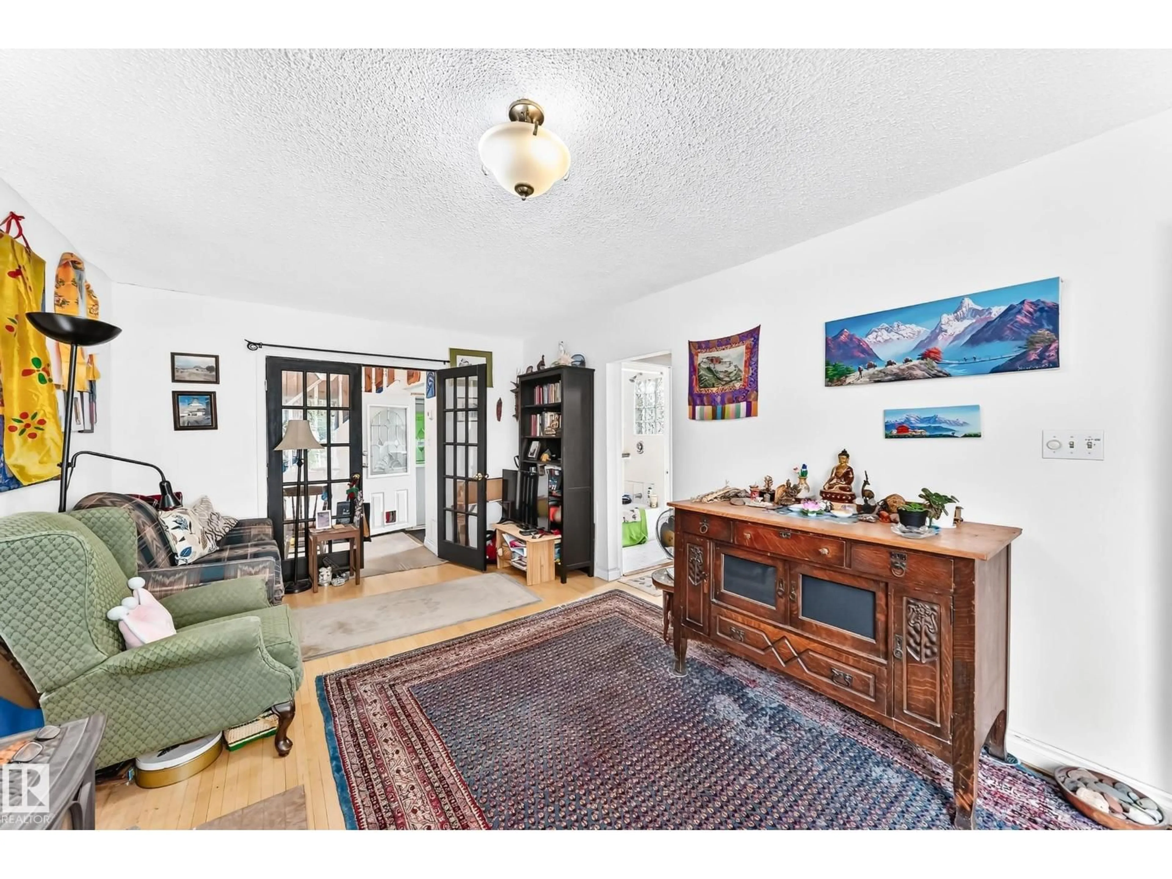 Unknown for 12031 90 ST, Edmonton Alberta T5B3Z2