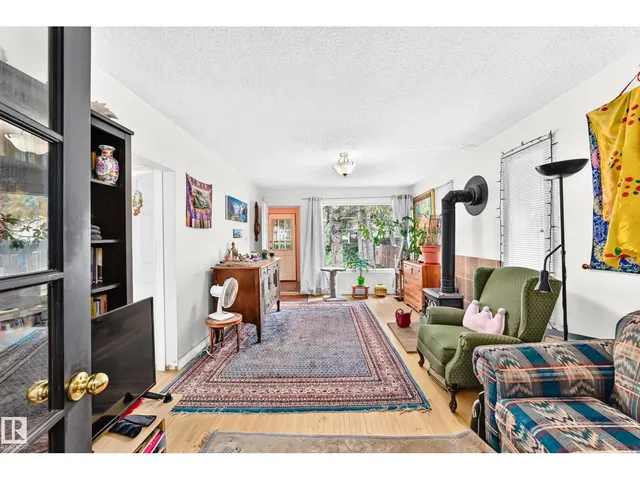 12031 90 ST, Edmonton 5