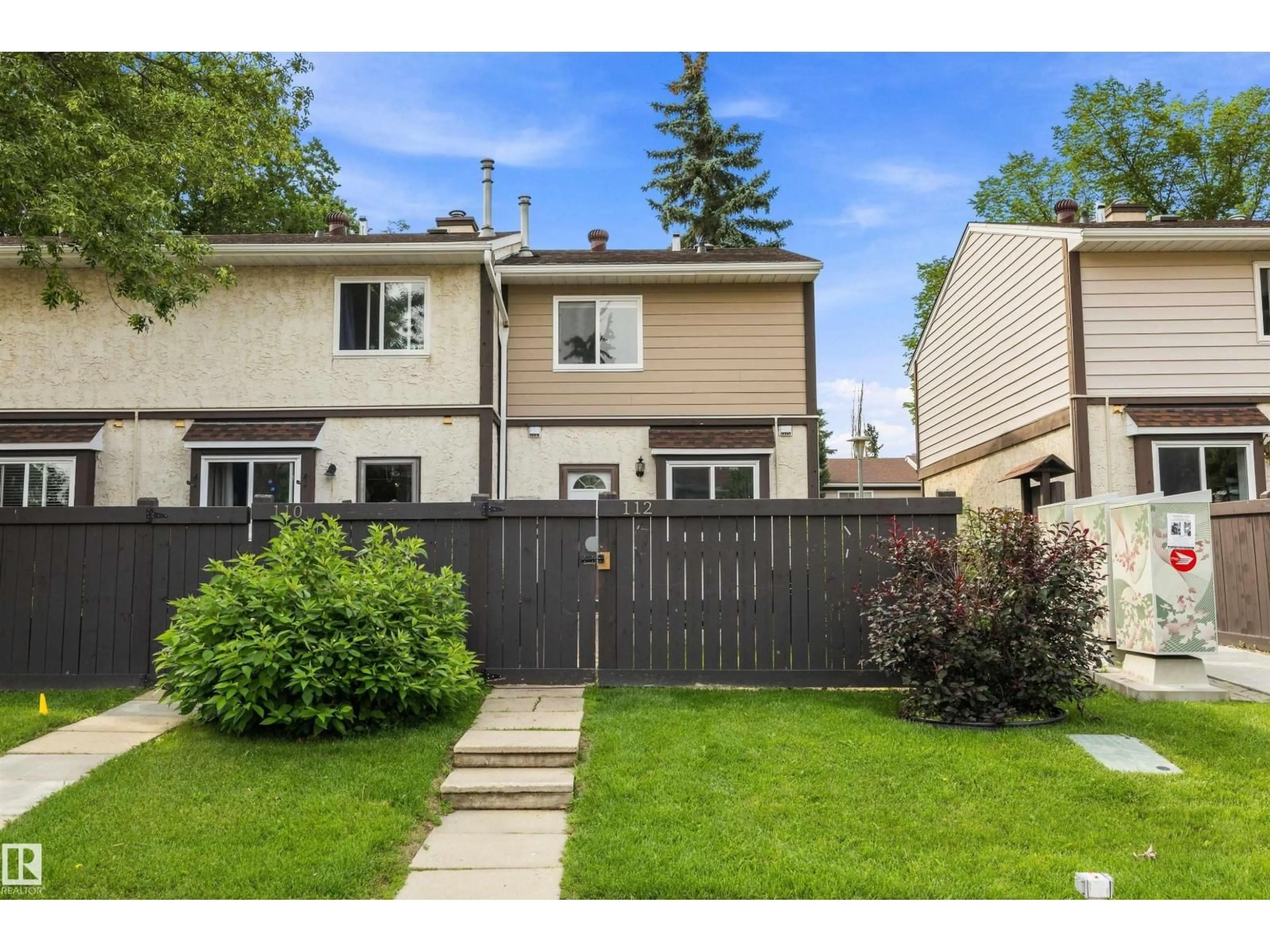 Unknown for 112 TUDOR LN, Edmonton Alberta T6J3T5