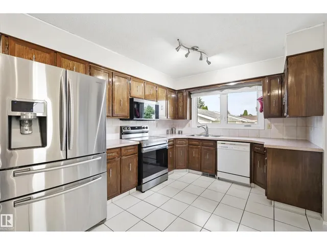 NW - 17312 105 ST, Edmonton 2