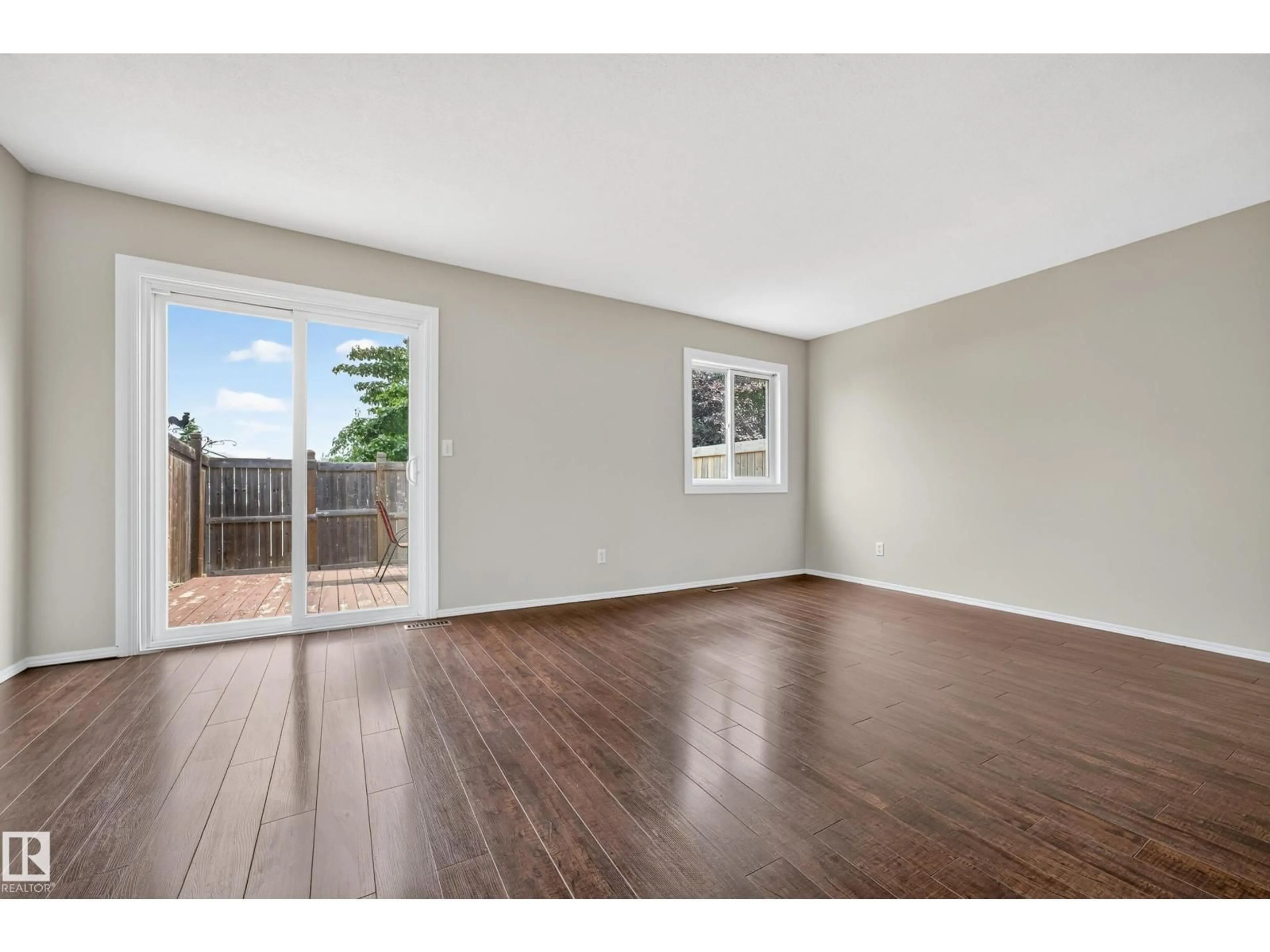 A pic of a room for #14 - 14803 34 ST, Edmonton Alberta T5Y2L3